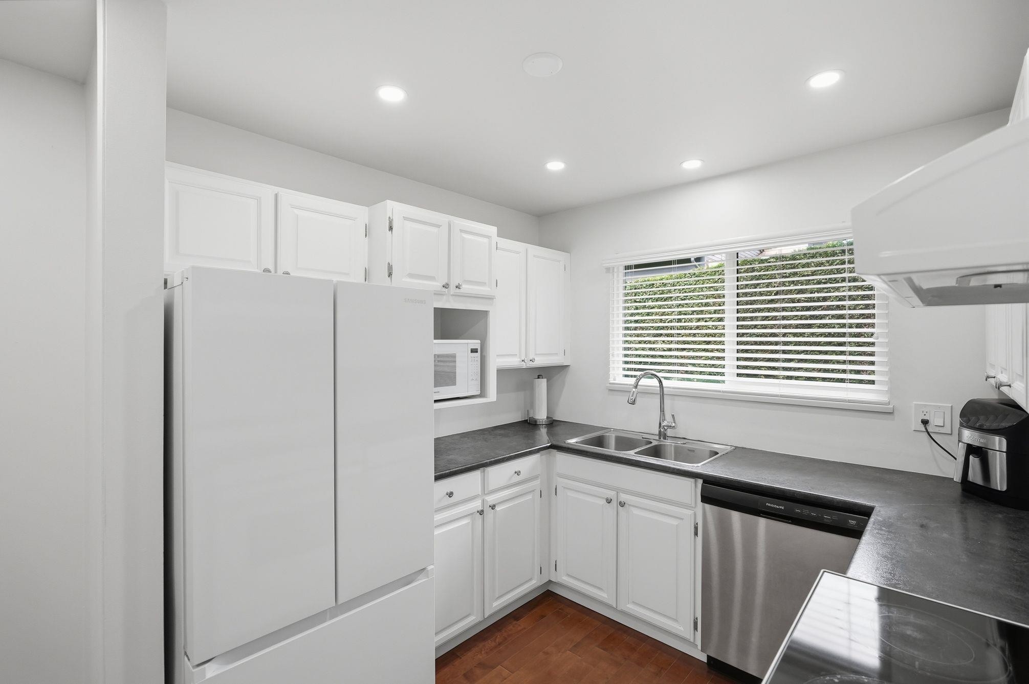 7506 Westbank Place, Vancouver, BC