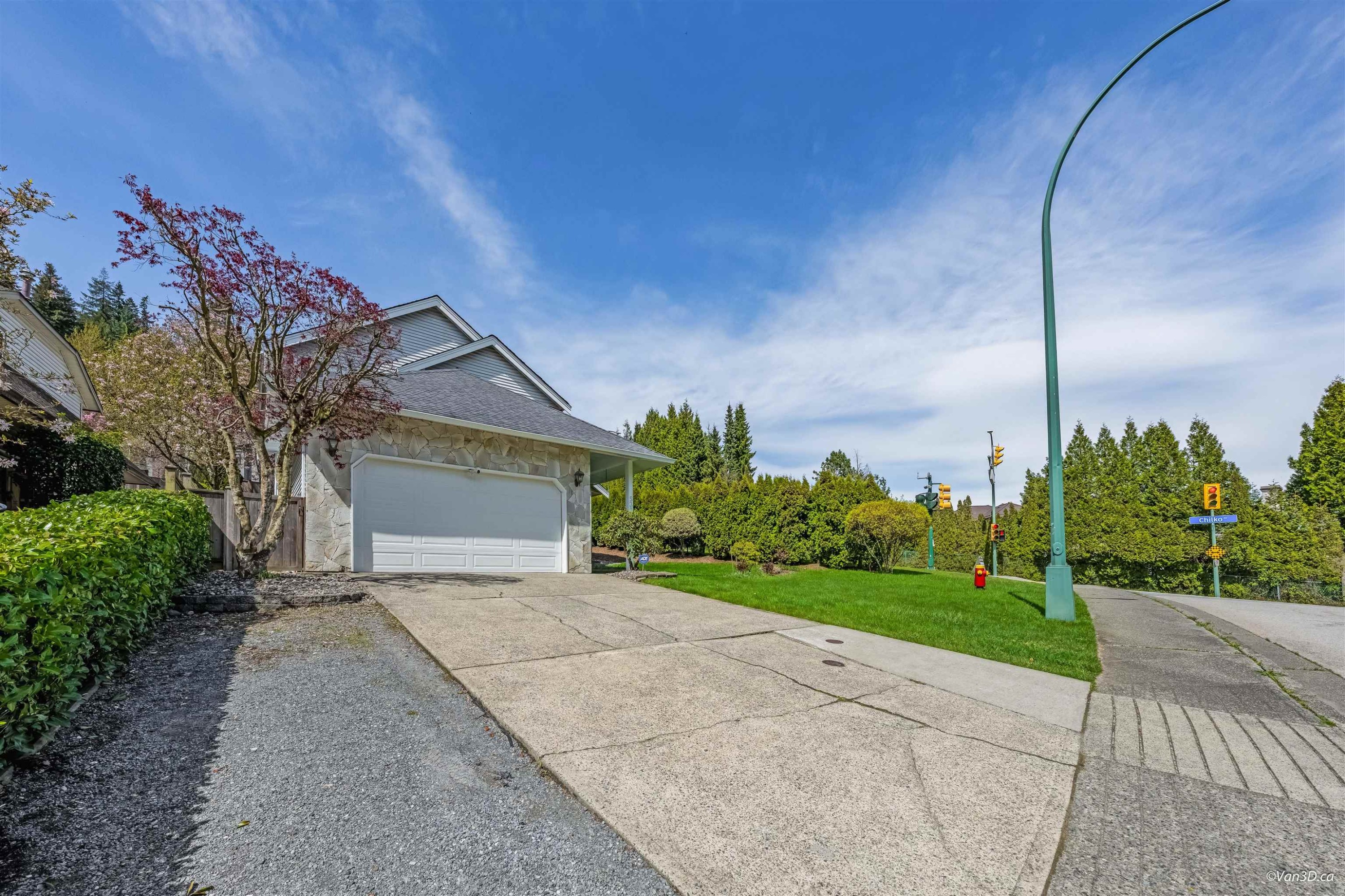 532 Riverview Crescent, Coquitlam, BC