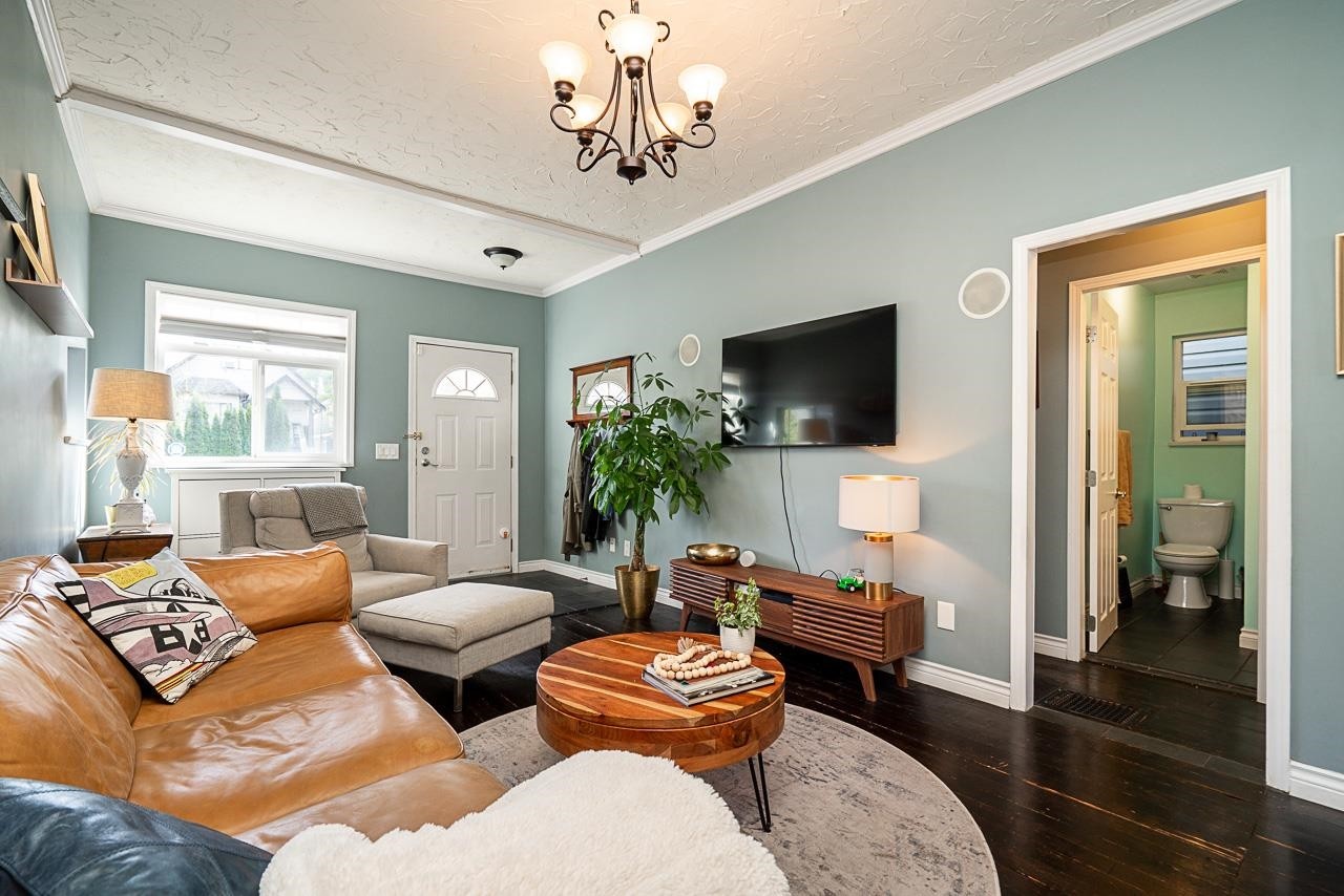 1623 12Th Avenue E, Vancouver, BC