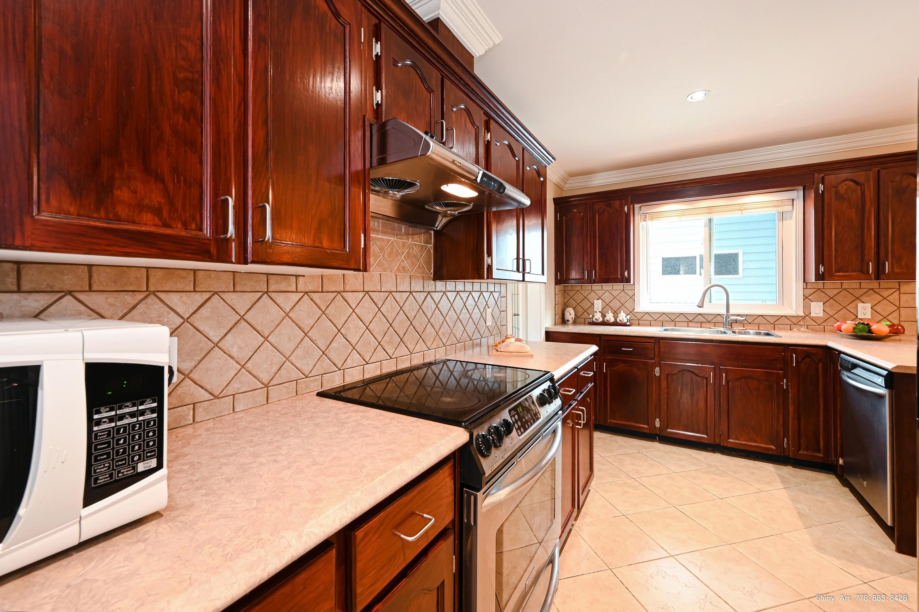 2845 Mccoomb Drive, Coquitlam, BC