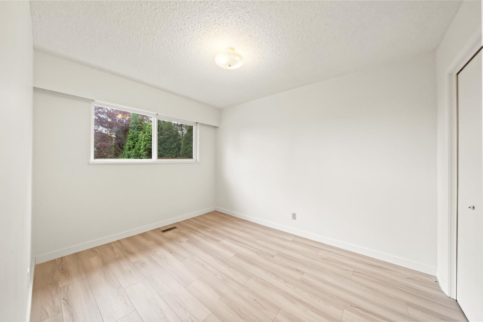 532 64Th Avenue W, Vancouver, BC
