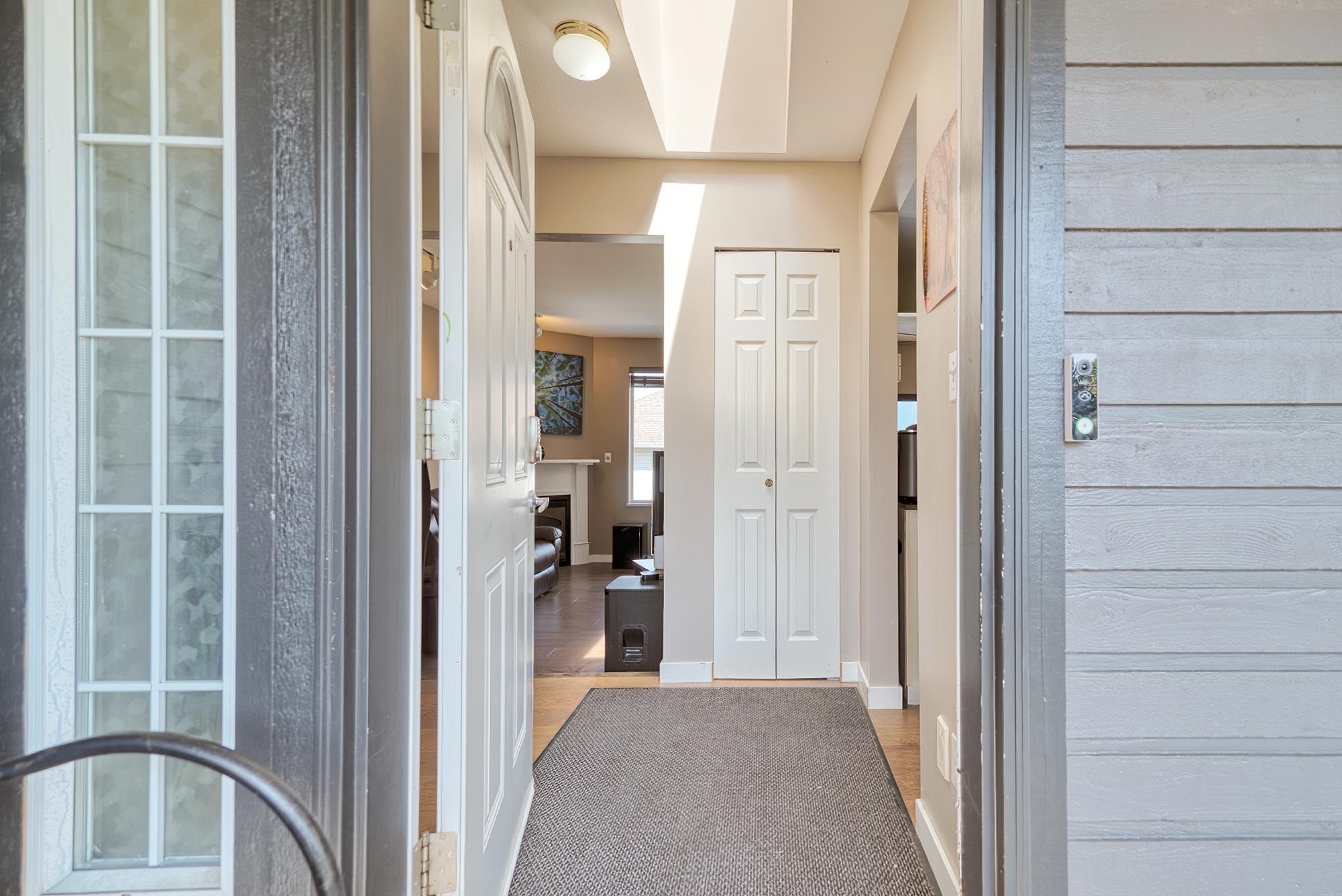 5796 Trail Avenue, Sechelt, BC - Photo Showing Other Room