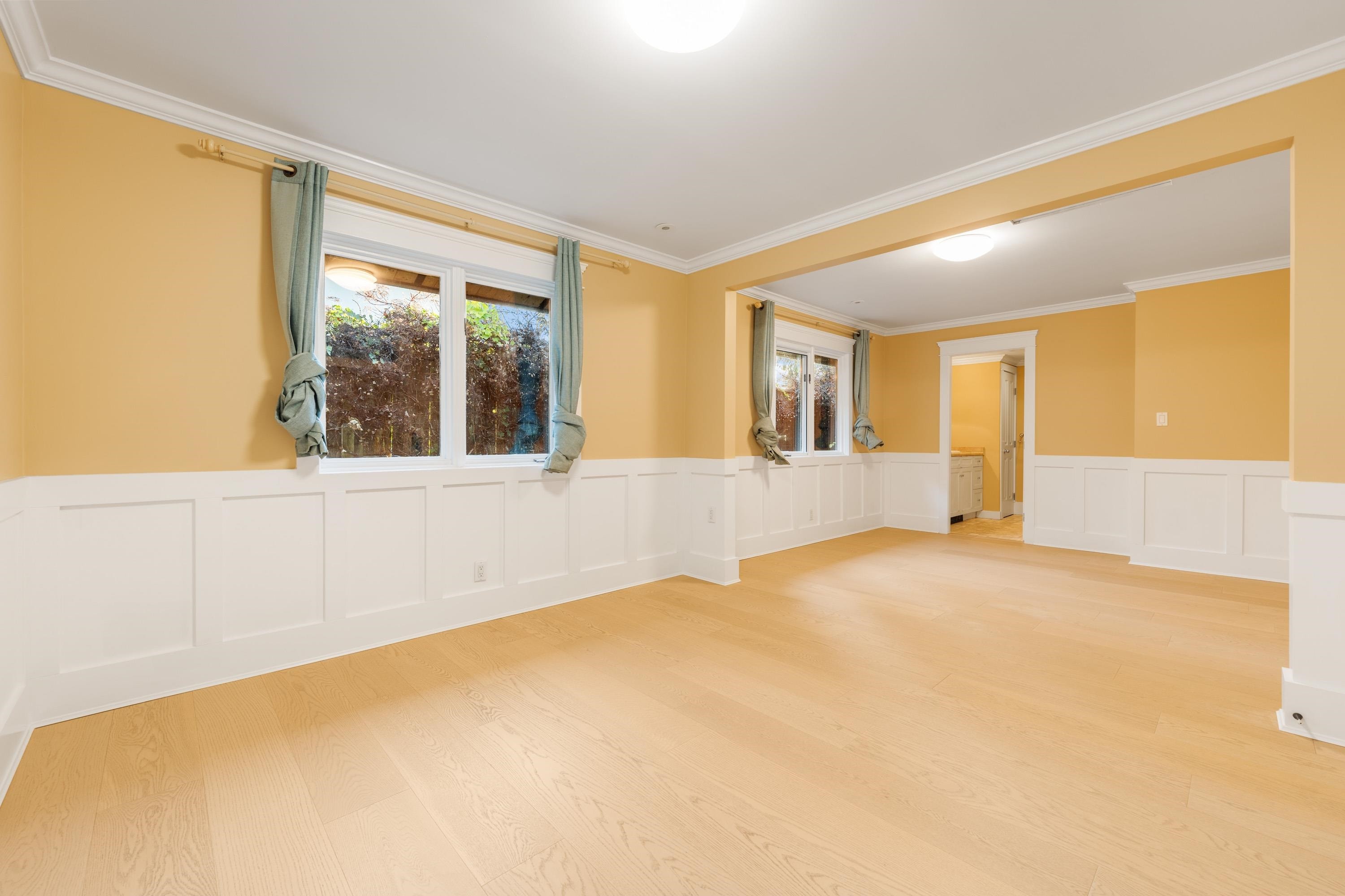 366 Keith Road, West Vancouver, BC