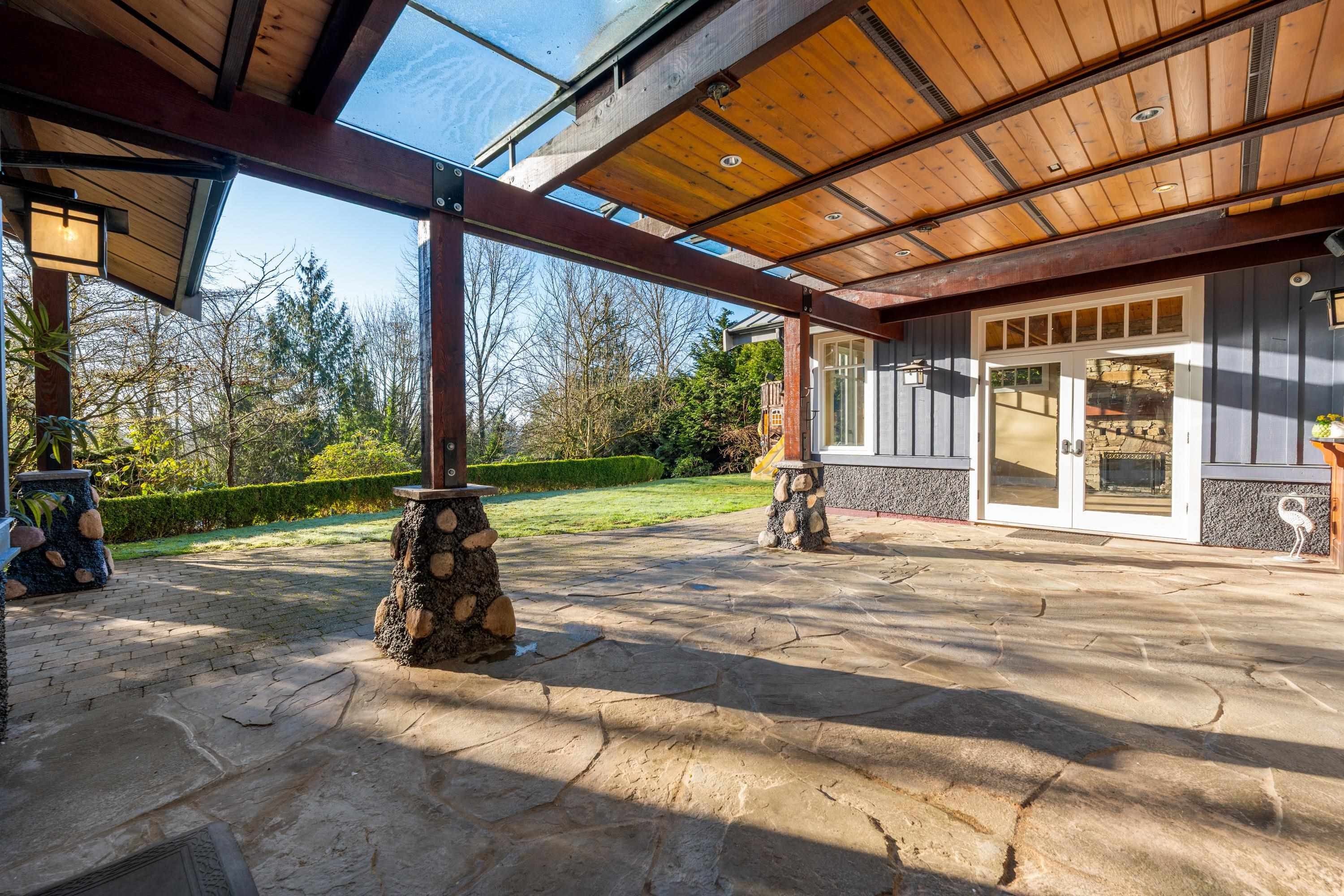 366 Keith Road, West Vancouver, BC
