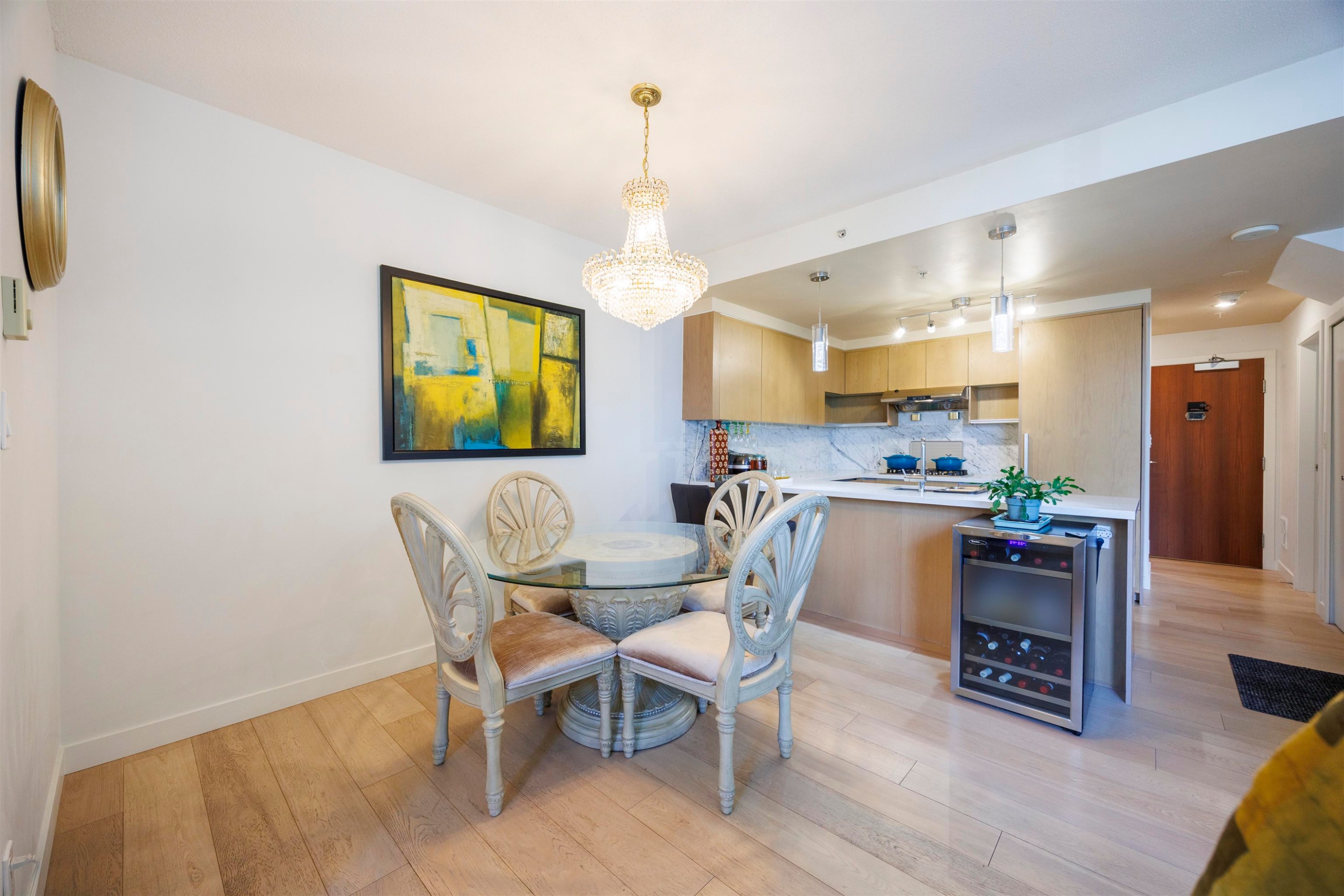 6590 Nelson Avenue, Burnaby, BC