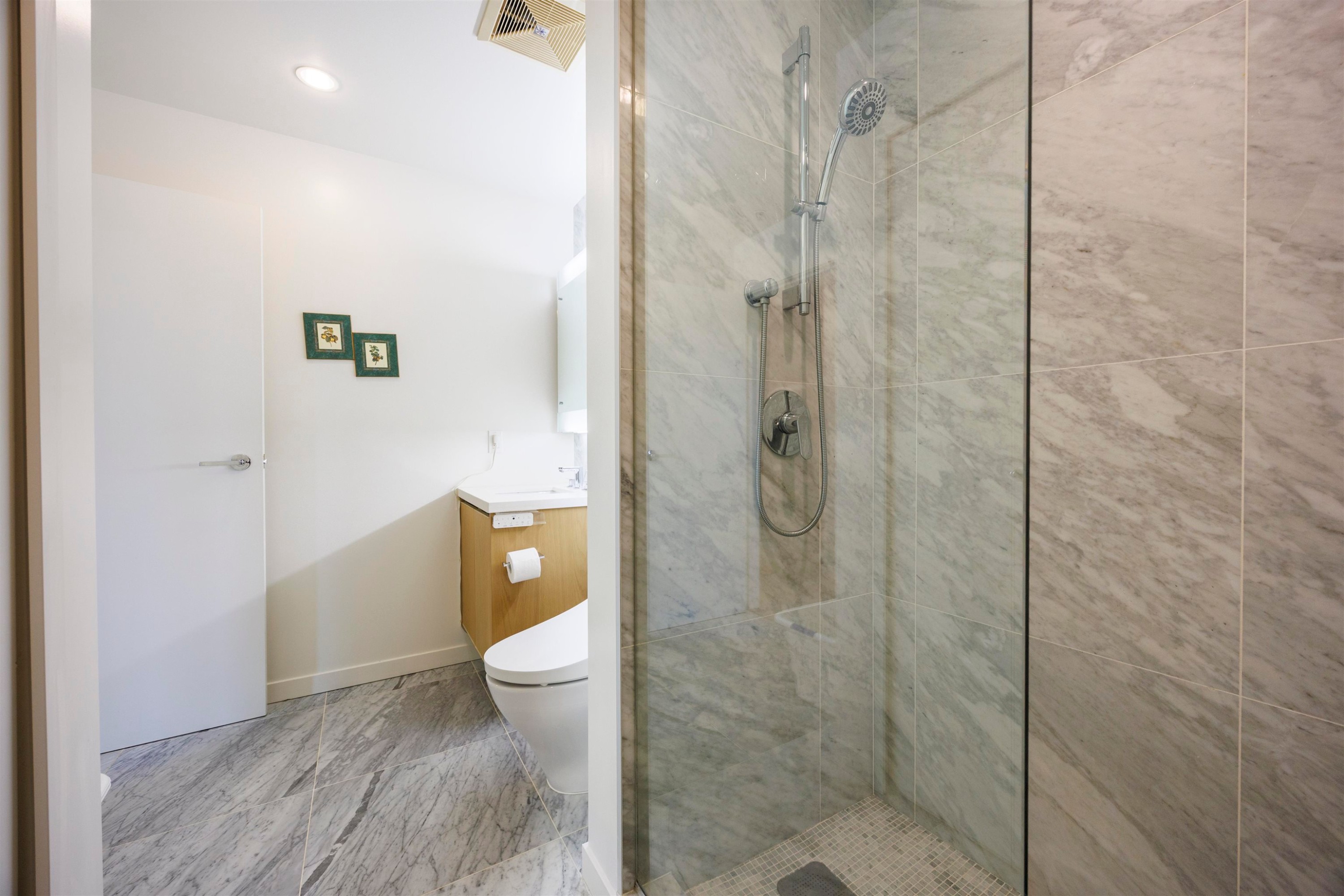 6590 Nelson Avenue, Burnaby, BC