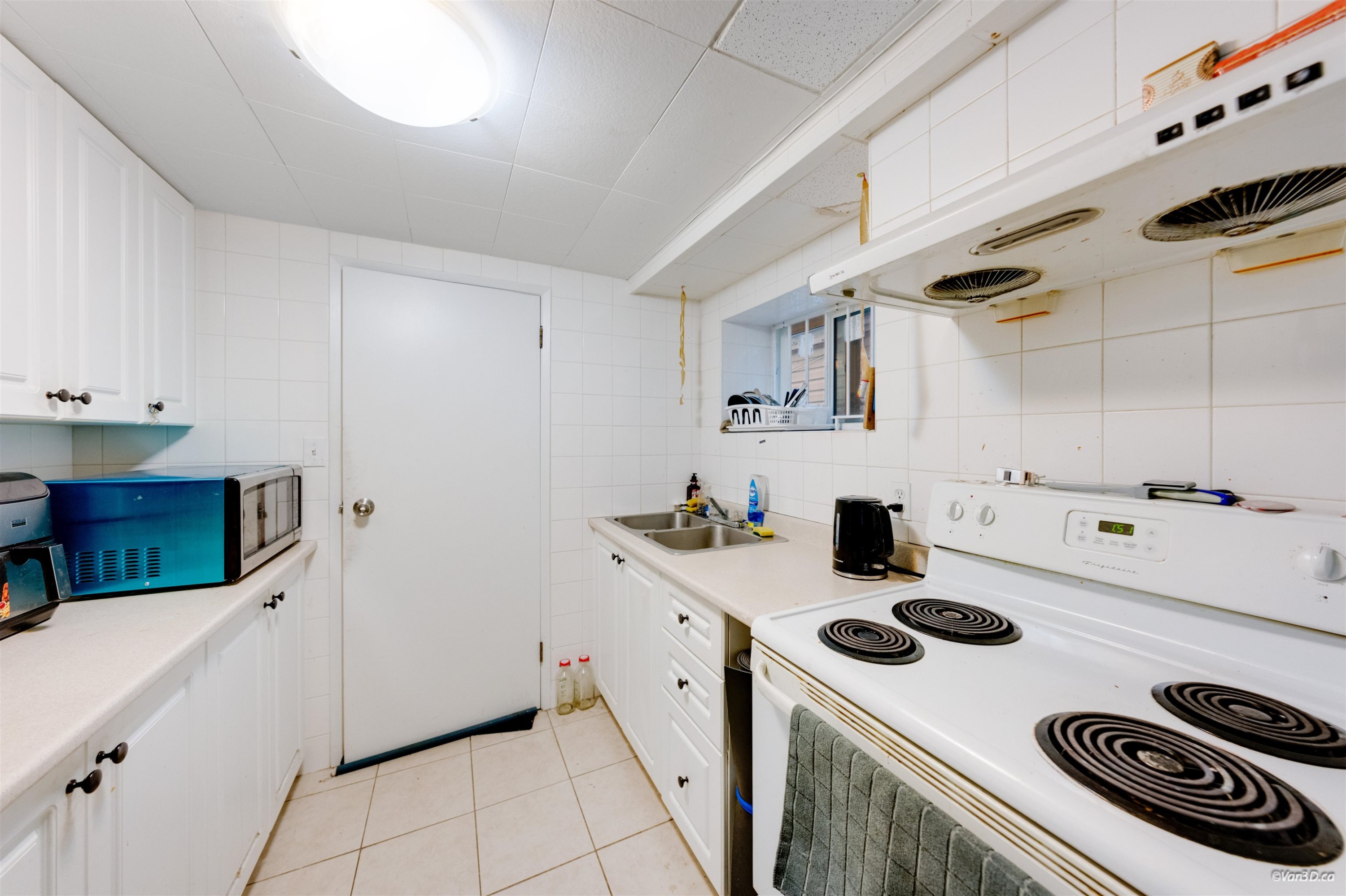 3342 Adanac Street, Vancouver, BC