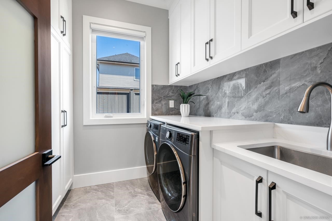 5720 Woodwards Road, Richmond, BC