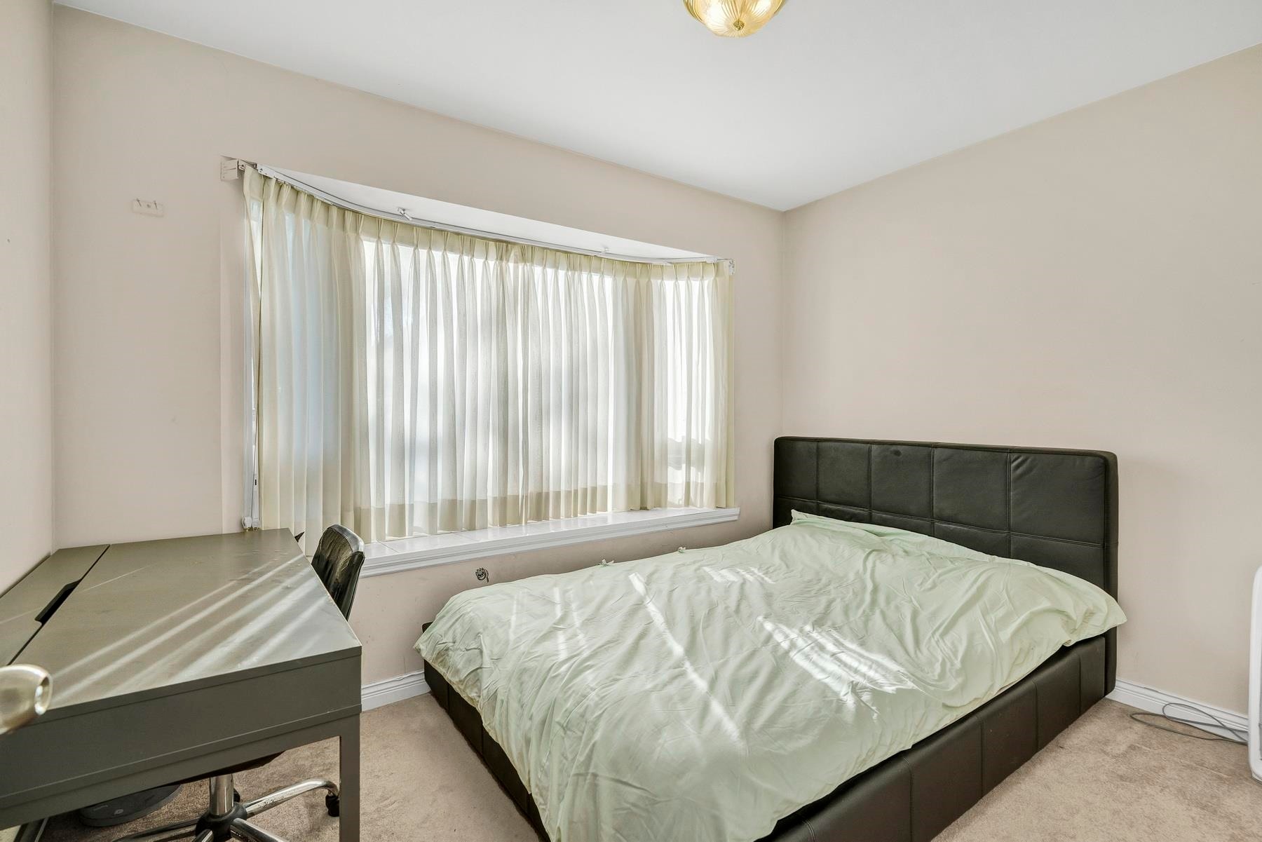 591 28Th Avenue E, Vancouver, BC