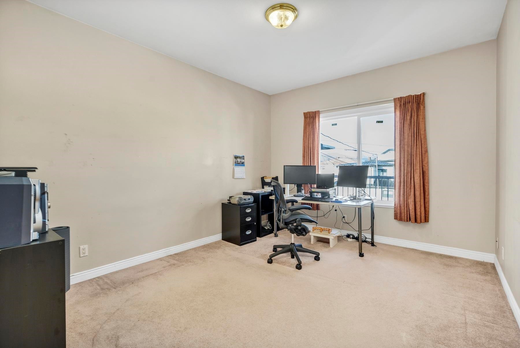 591 28Th Avenue E, Vancouver, BC