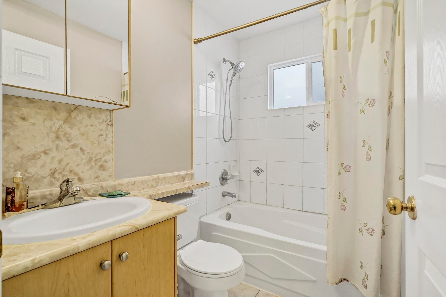 591 28Th Avenue E, Vancouver, BC