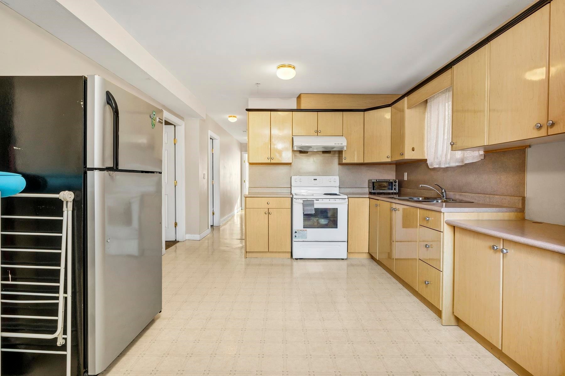 591 28Th Avenue E, Vancouver, BC