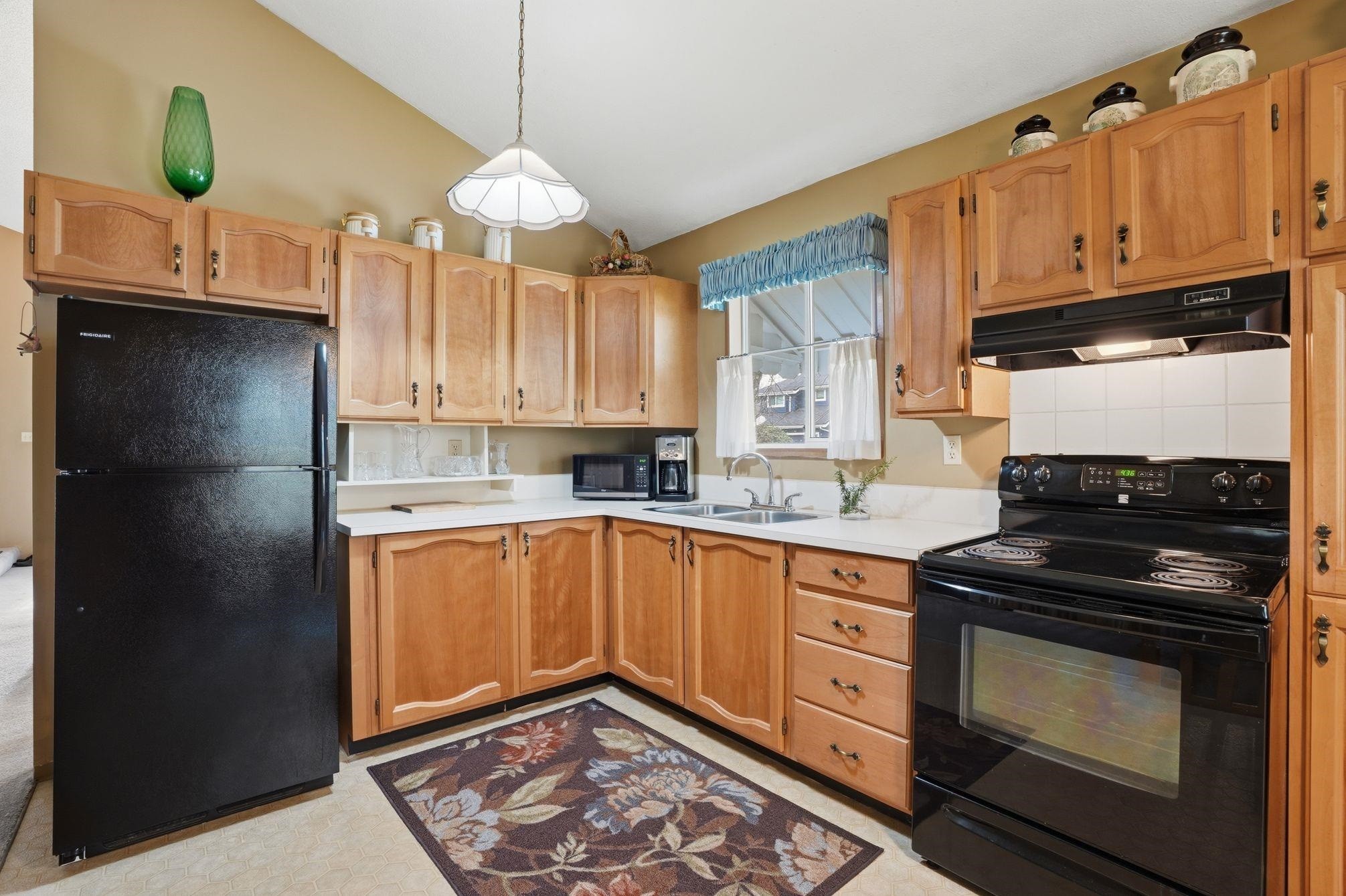 3300 Manning Crescent, North Vancouver, BC