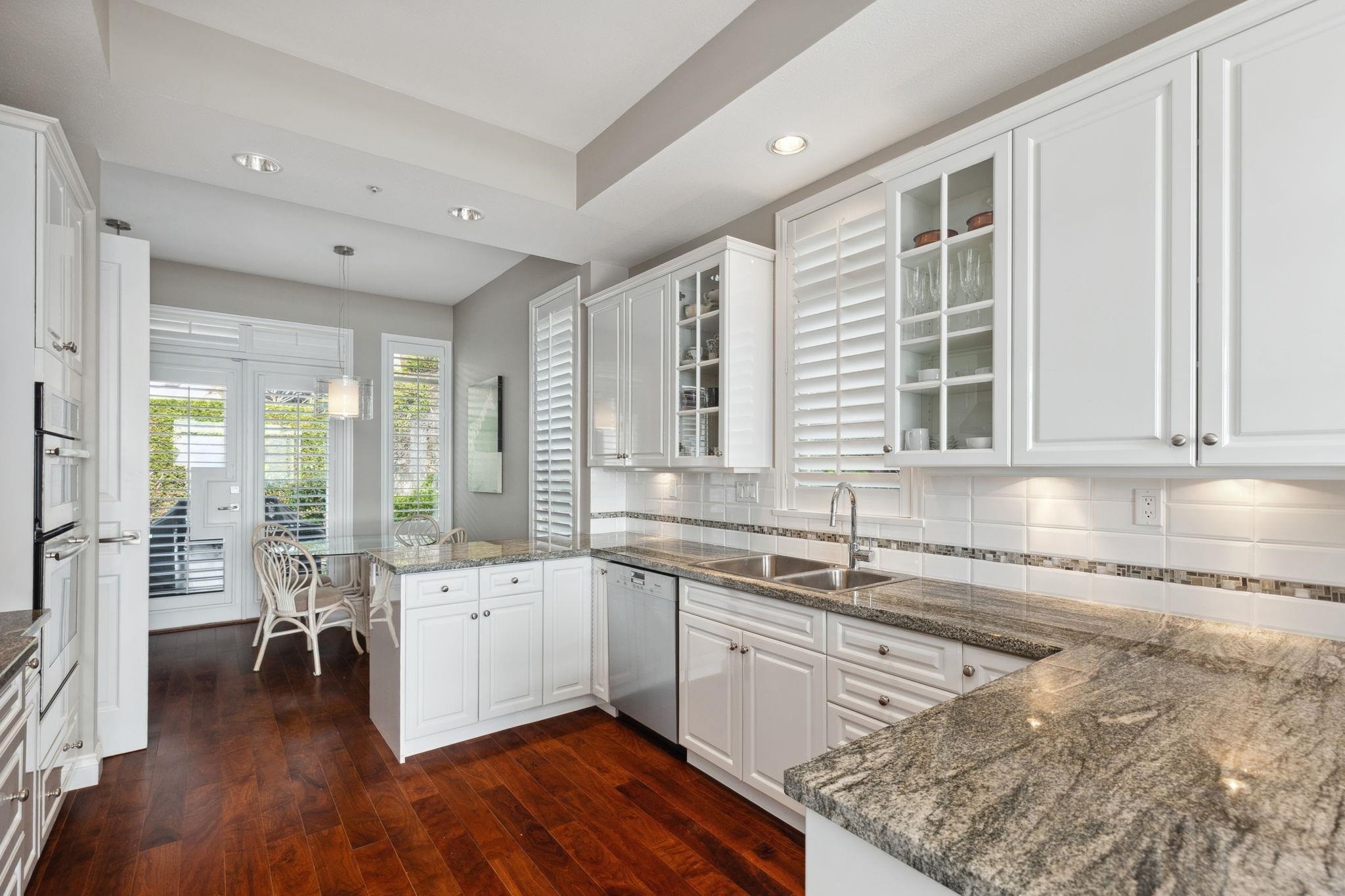 2416 Carr Lane, West Vancouver, BC