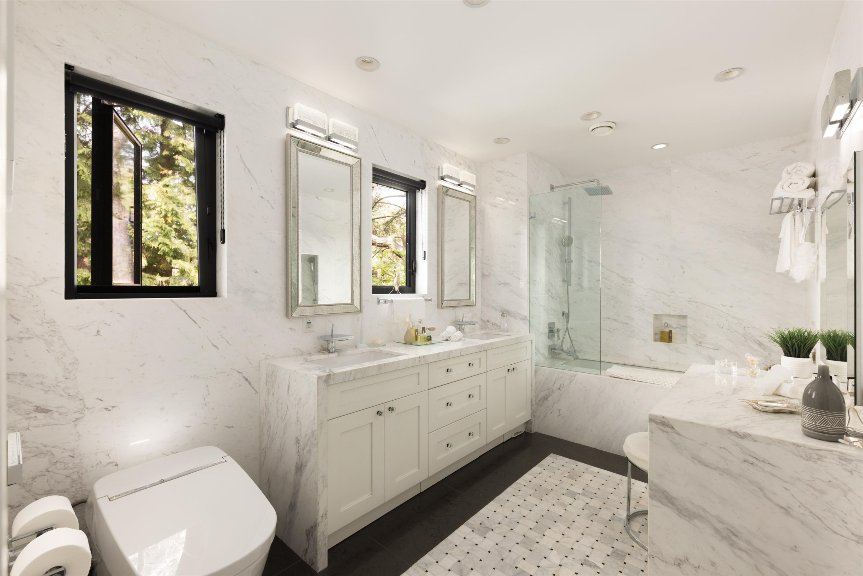 4005 Vine Street, Vancouver, BC