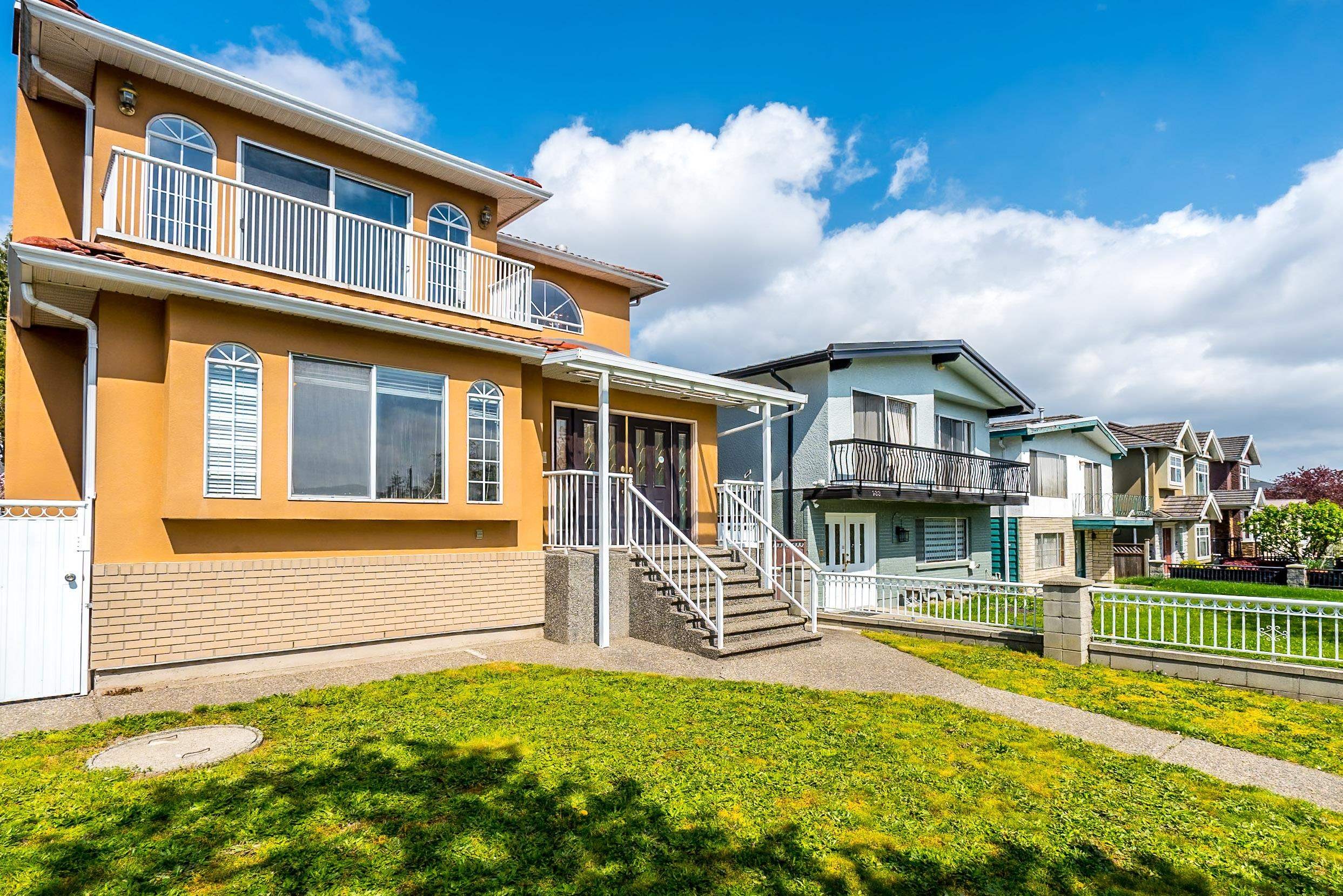 927 50Th Avenue E, Vancouver, BC