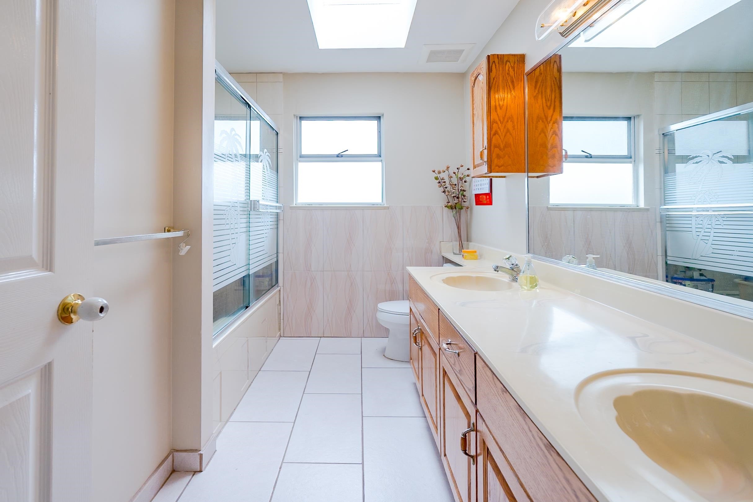 927 50Th Avenue E, Vancouver, BC