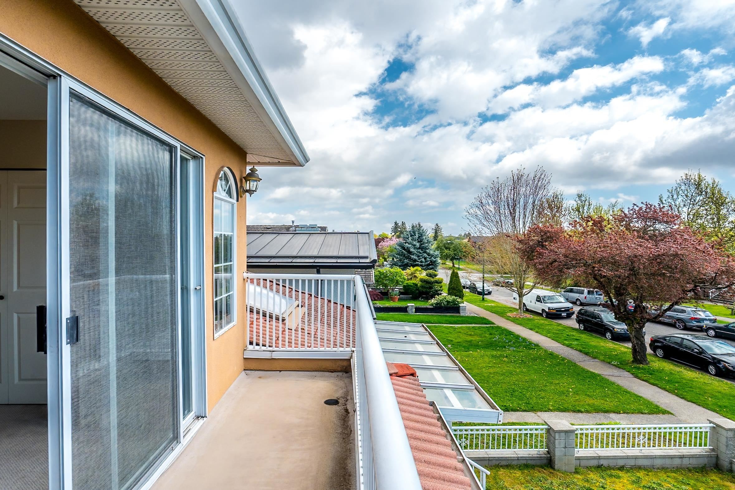 927 50Th Avenue E, Vancouver, BC