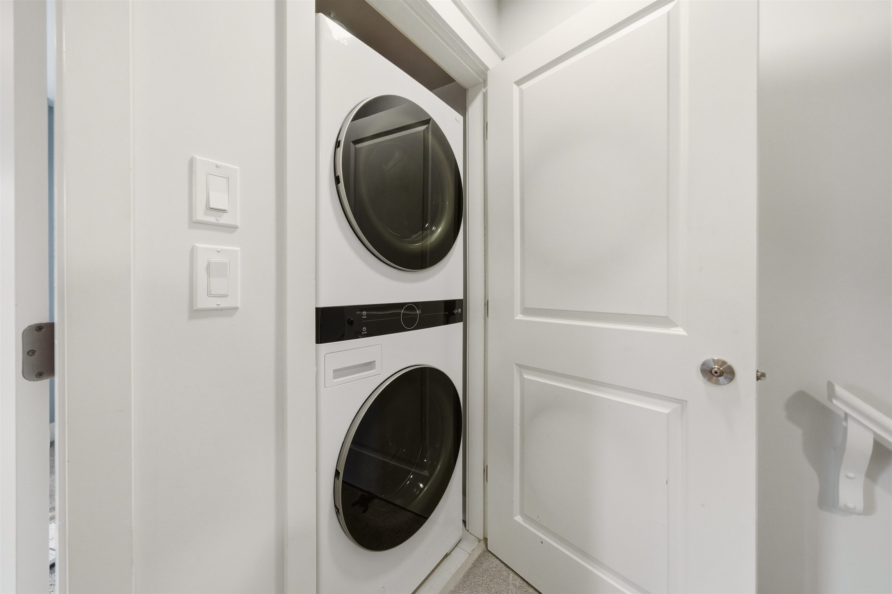 1837 Charles Street, Vancouver, BC