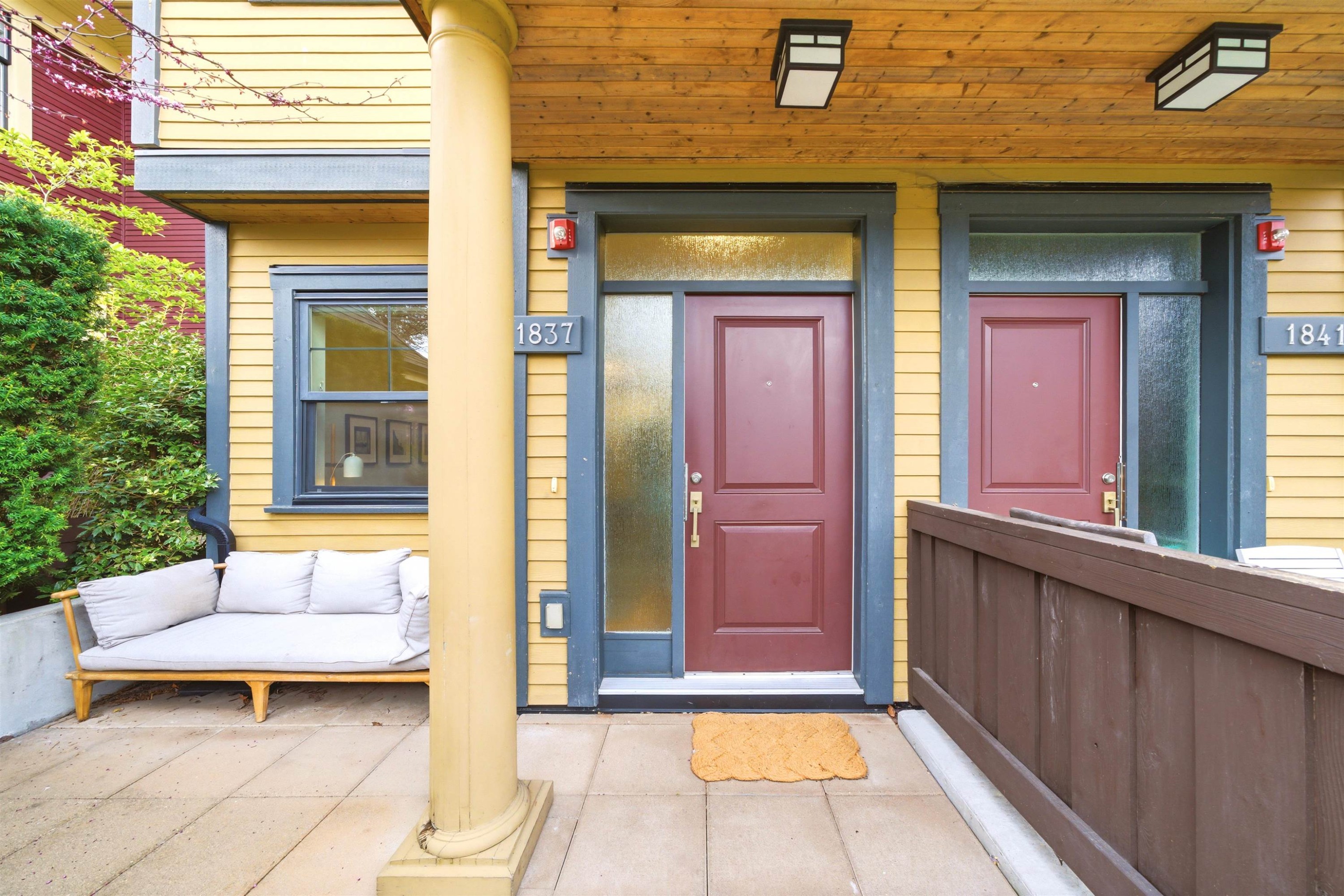 1837 Charles Street, Vancouver, BC