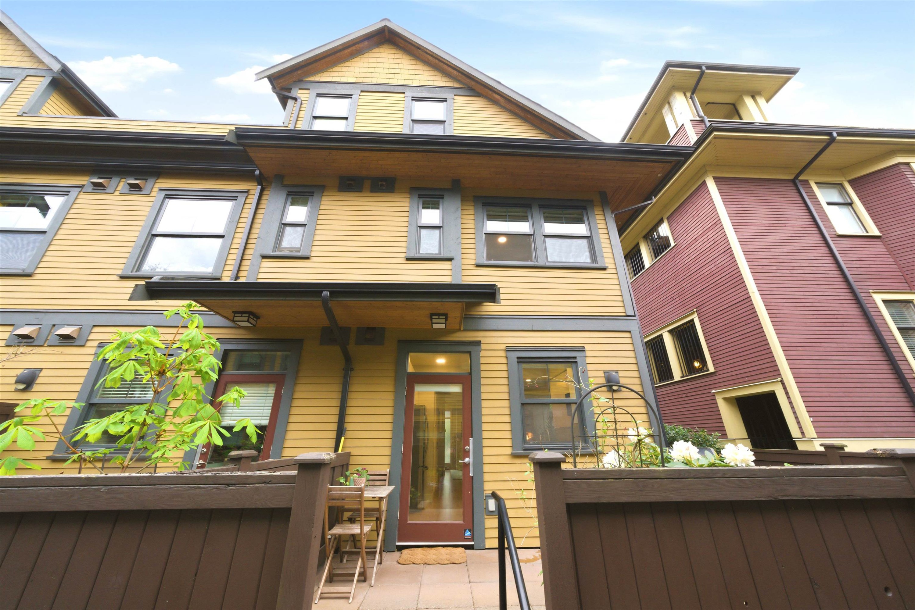 1837 Charles Street, Vancouver, BC