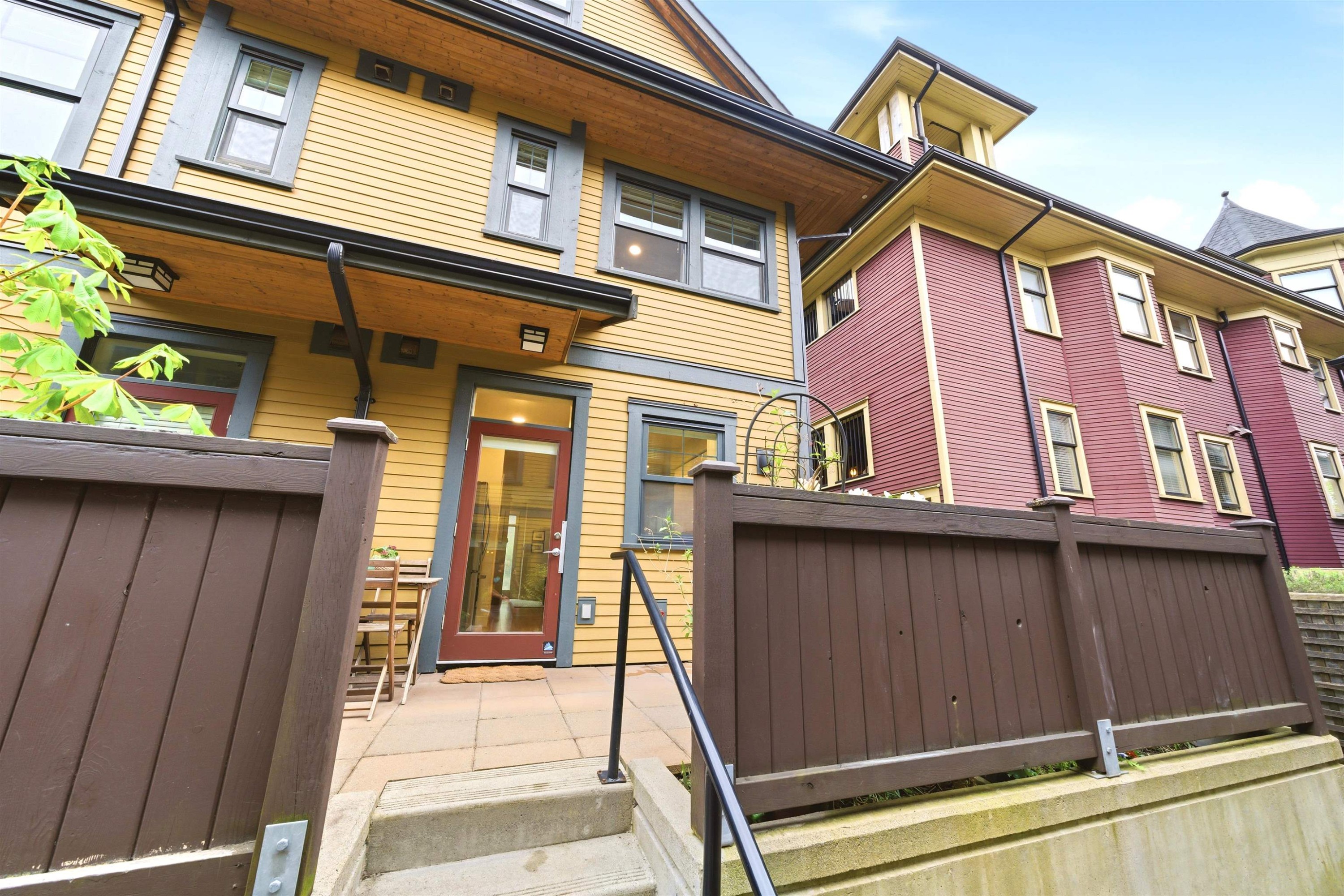 1837 Charles Street, Vancouver, BC