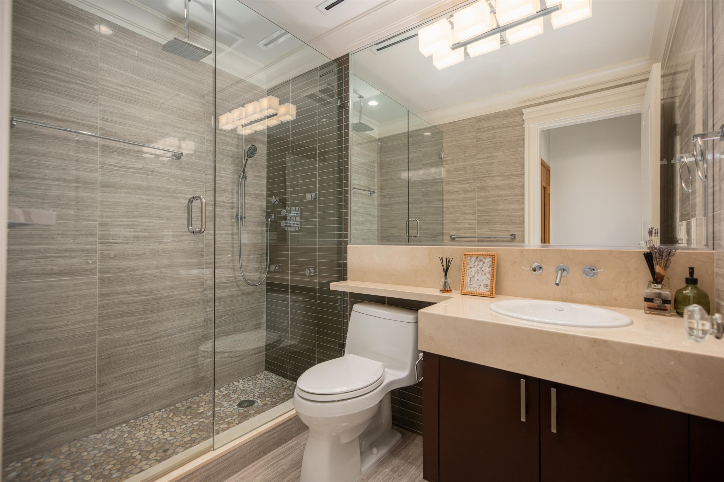 3176 35Th Avenue W, Vancouver, BC