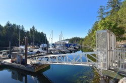 10113-10131 Mercer Road Halfmoon Bay, BC V7Z 1B7