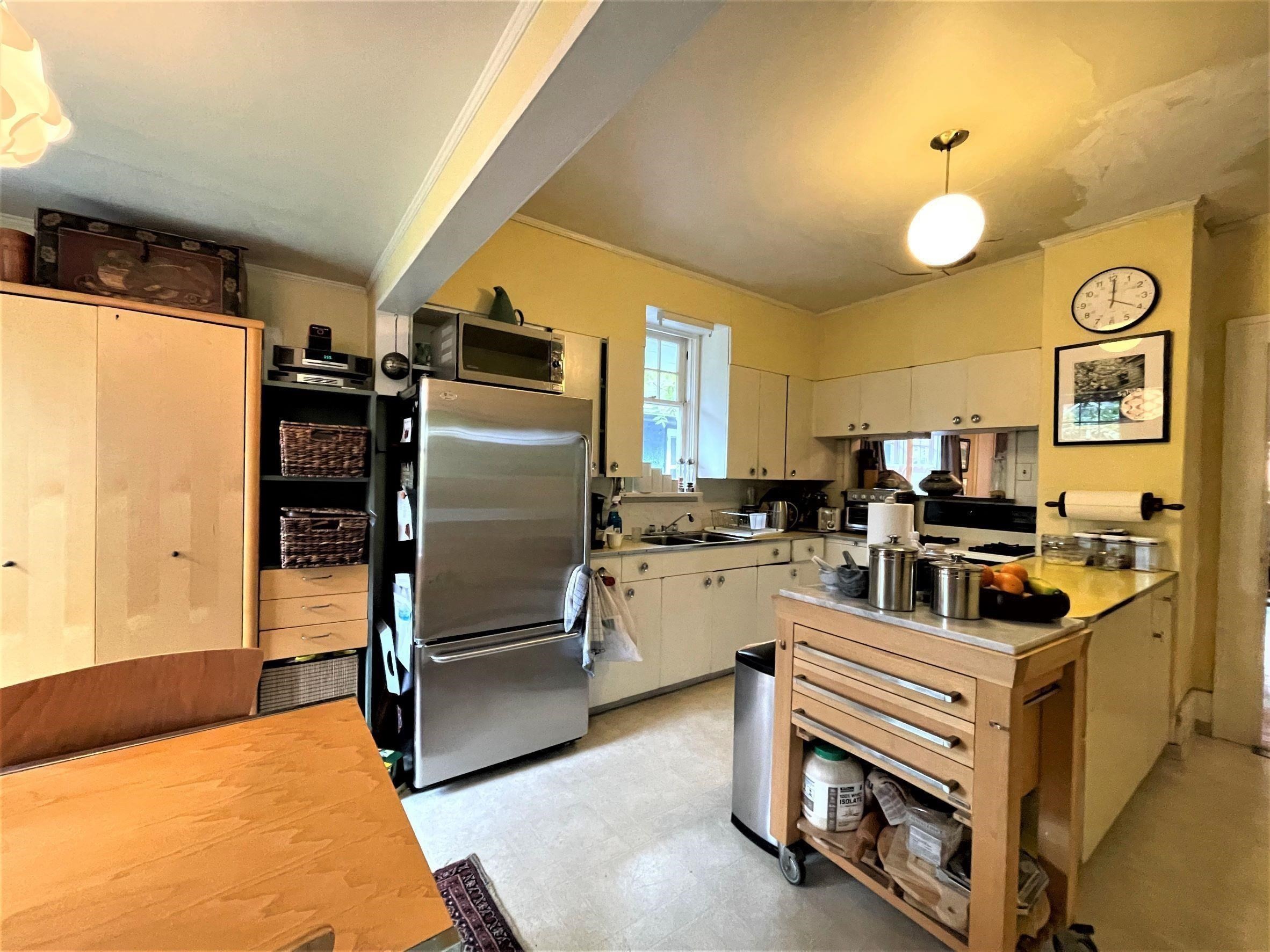 3259 7Th Avenue W, Vancouver, BC