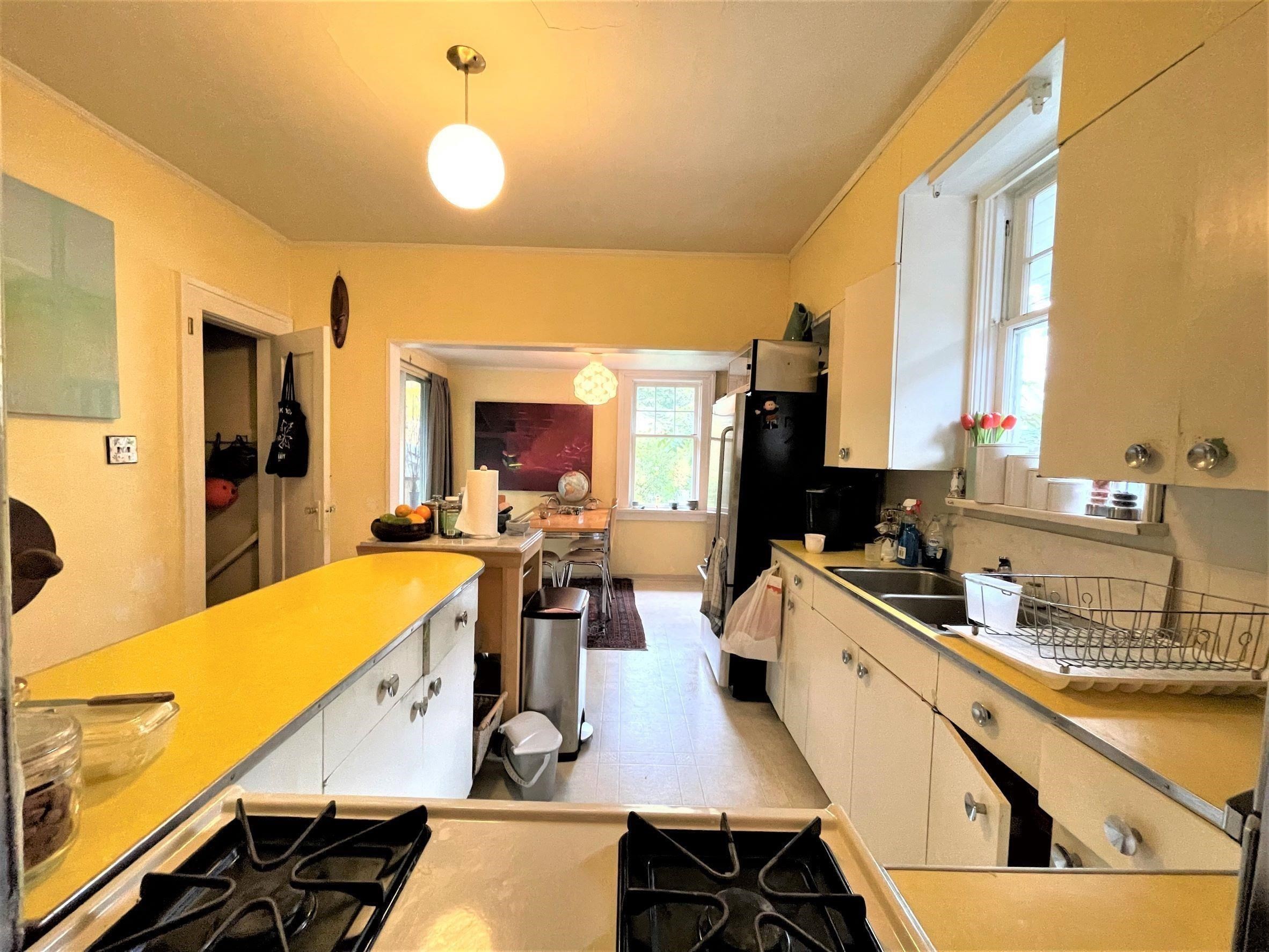 3259 7Th Avenue W, Vancouver, BC