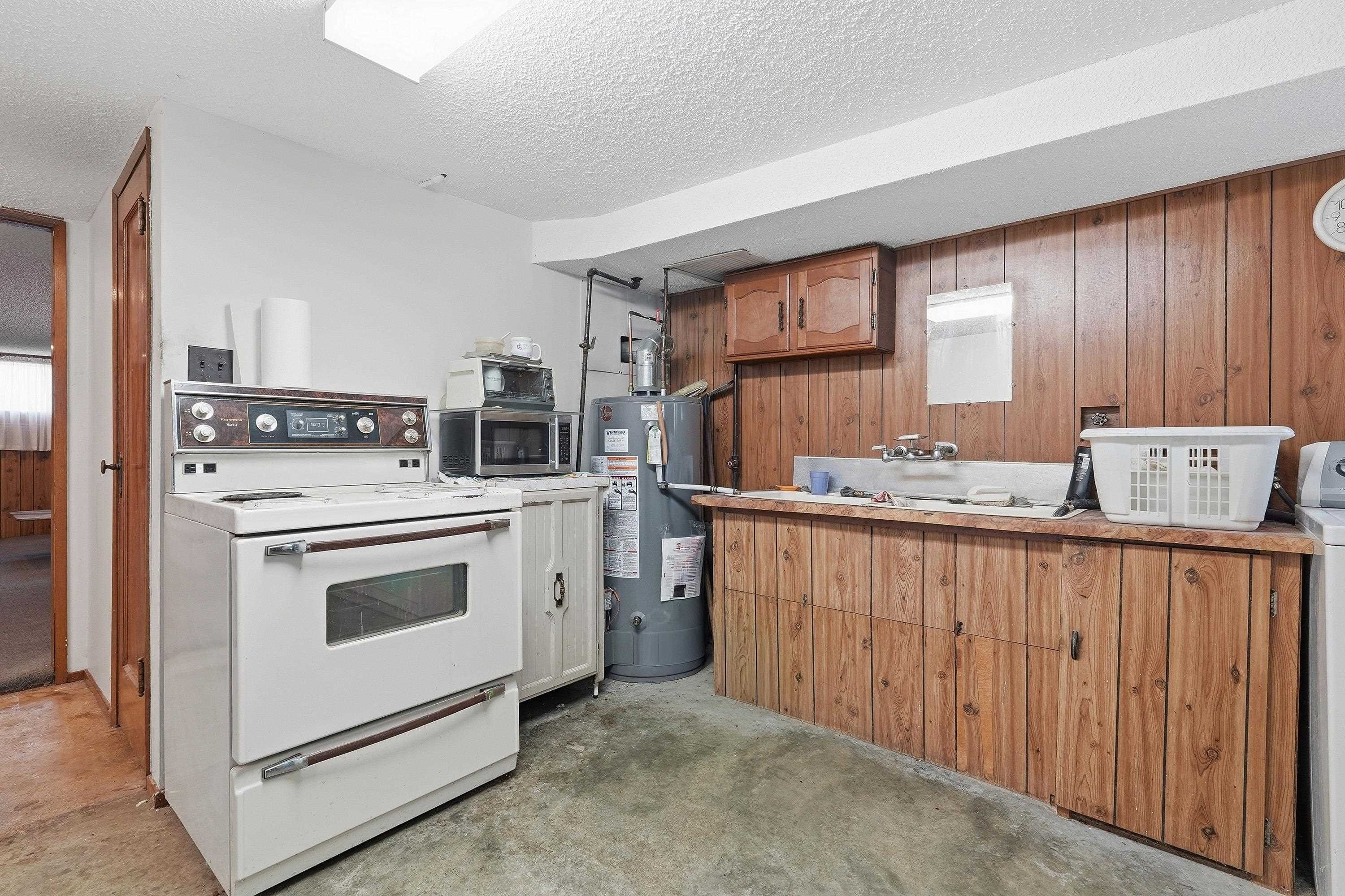 3090 Kitchener Street, Vancouver, BC