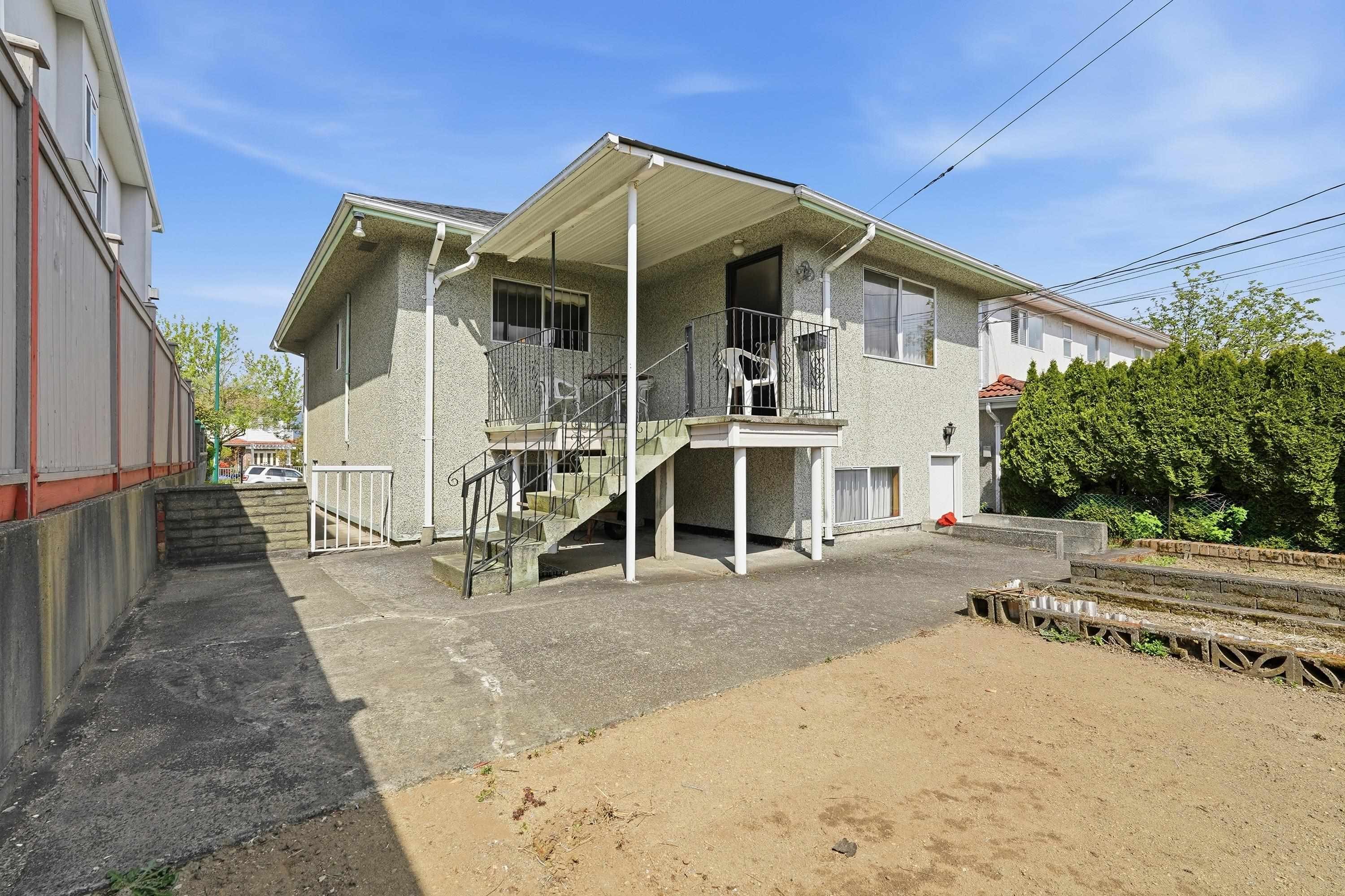 3090 Kitchener Street, Vancouver, BC