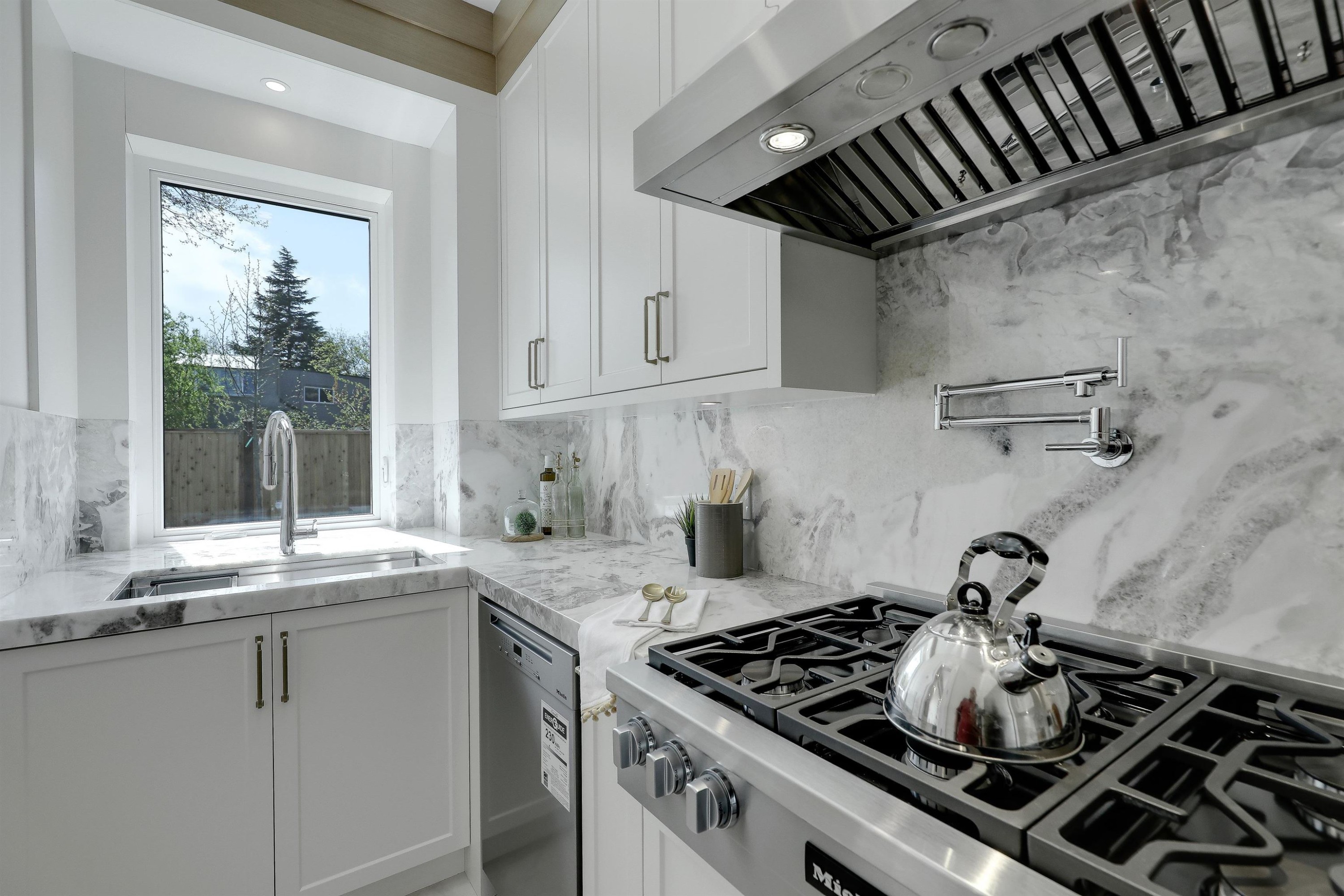 4520 Lancelot Drive, Richmond, BC