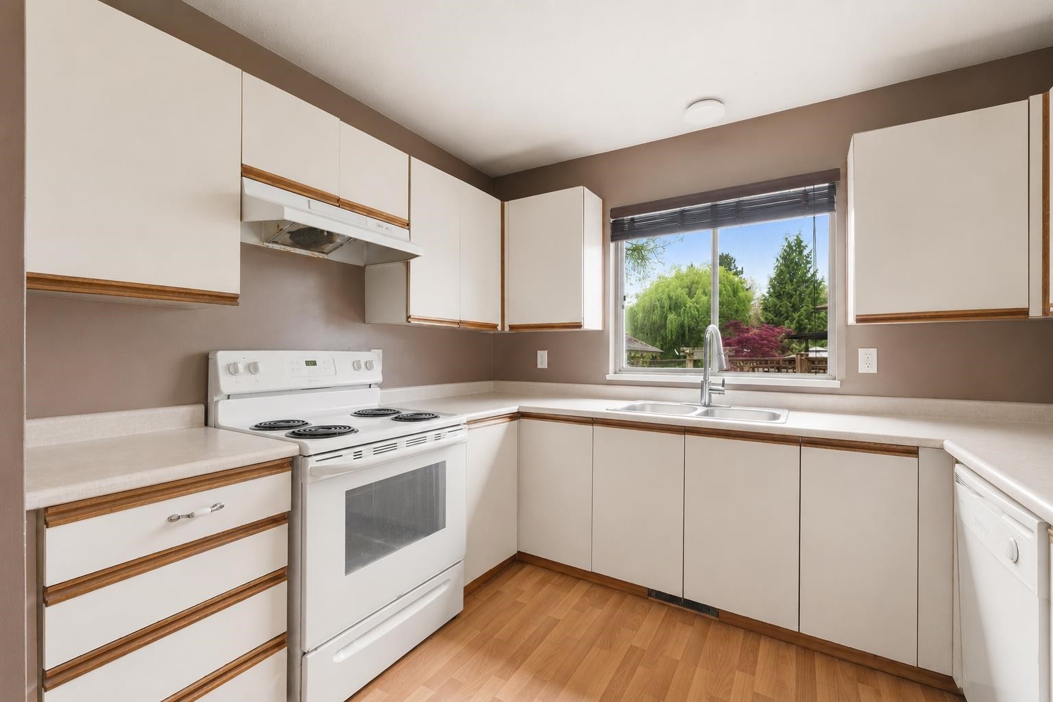 22136 River Bend, Maple Ridge, BC