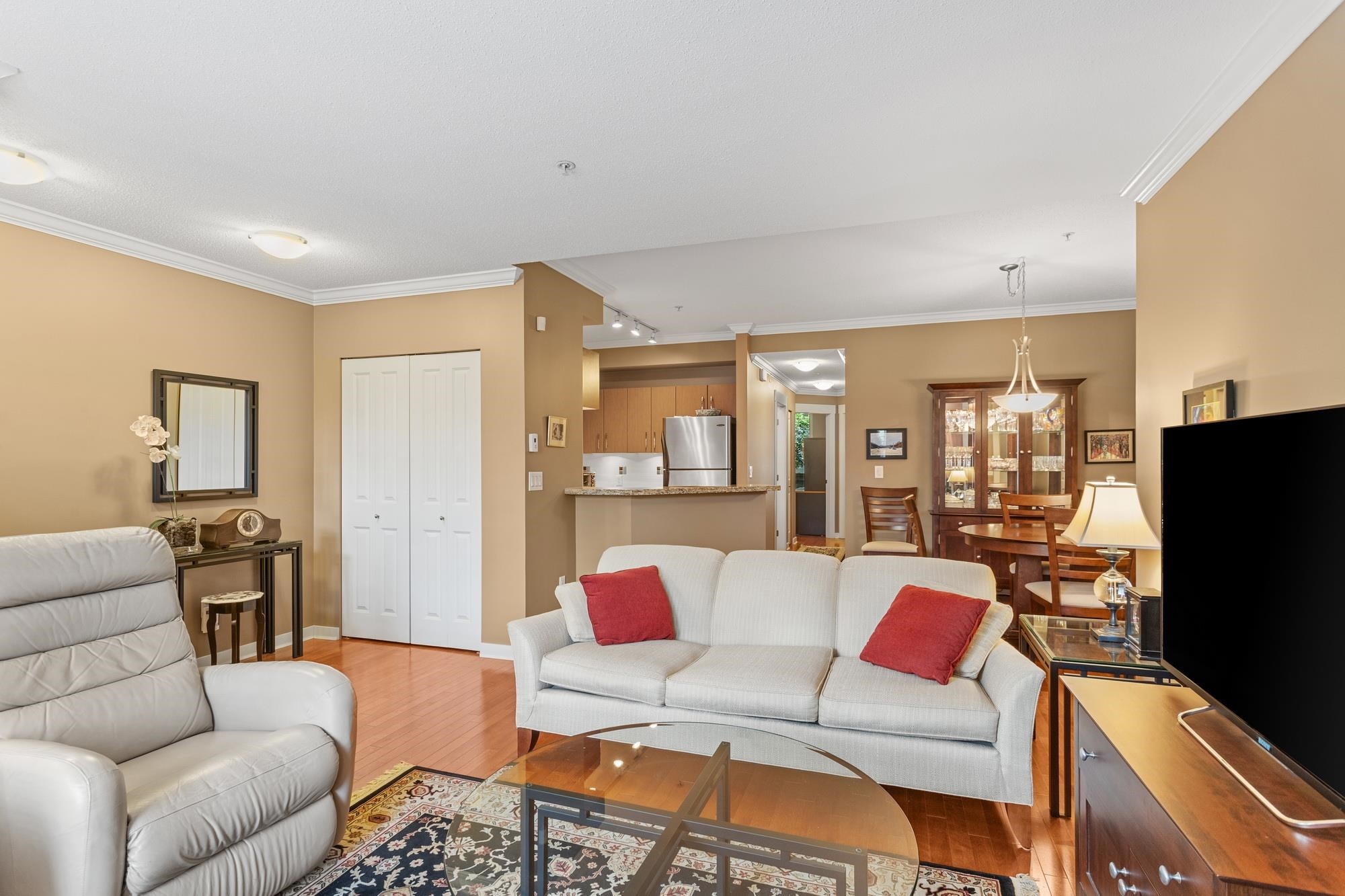 6238 Logan Lane, Vancouver, BC