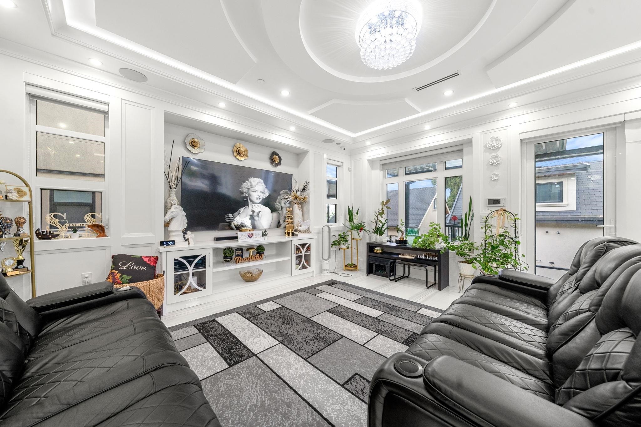 416 63Rd Avenue E, Vancouver, BC