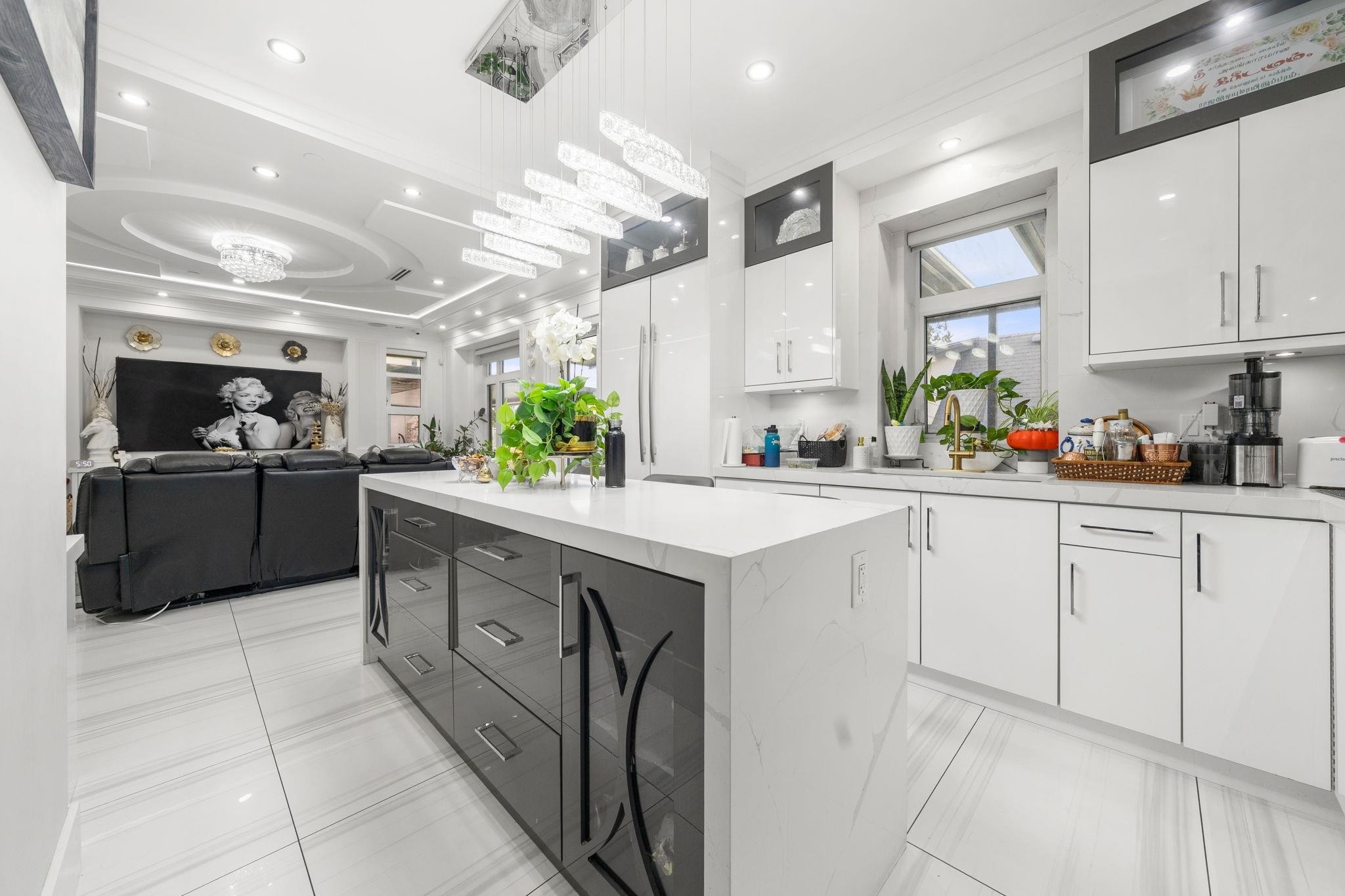 416 63Rd Avenue E, Vancouver, BC