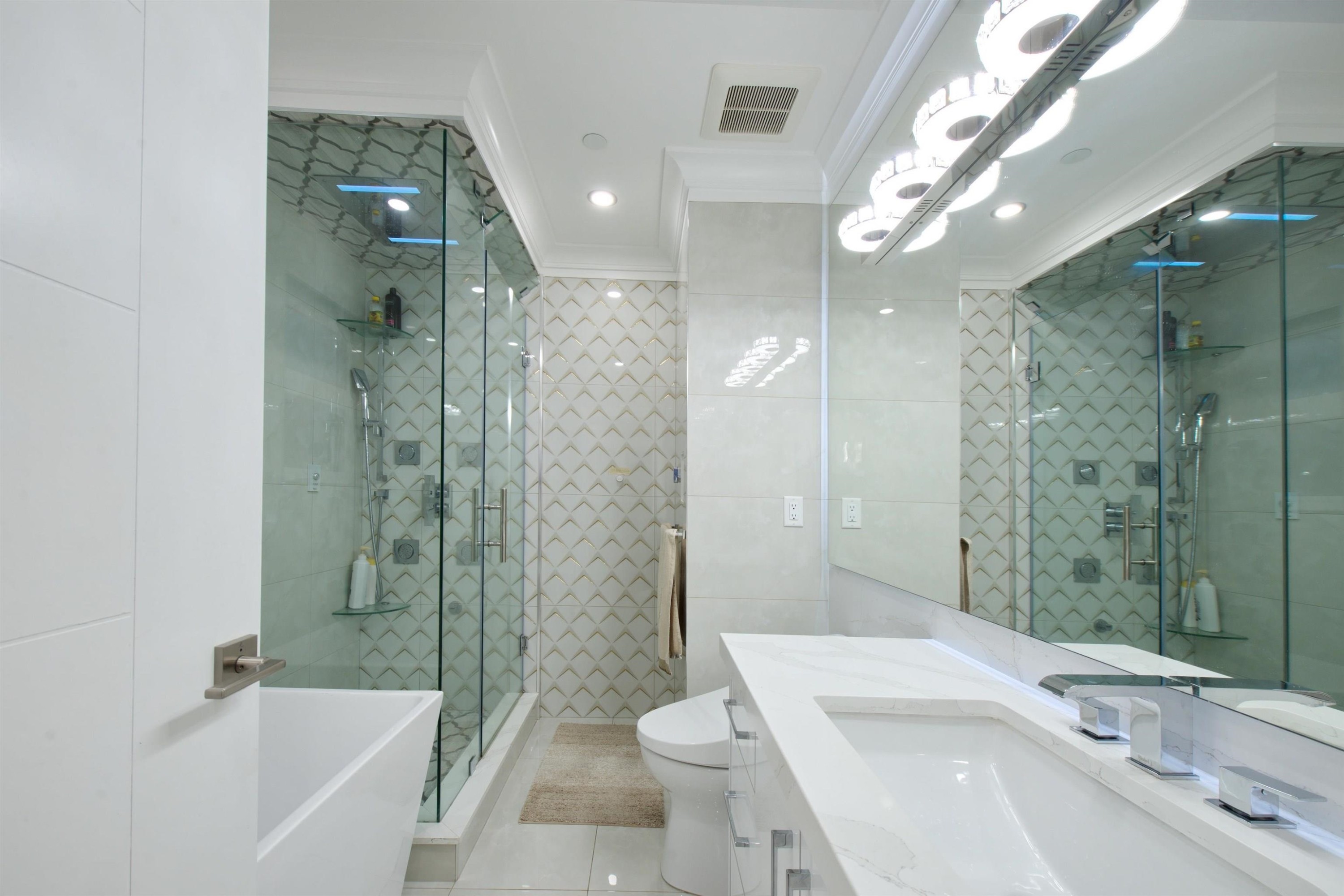 416 63Rd Avenue E, Vancouver, BC