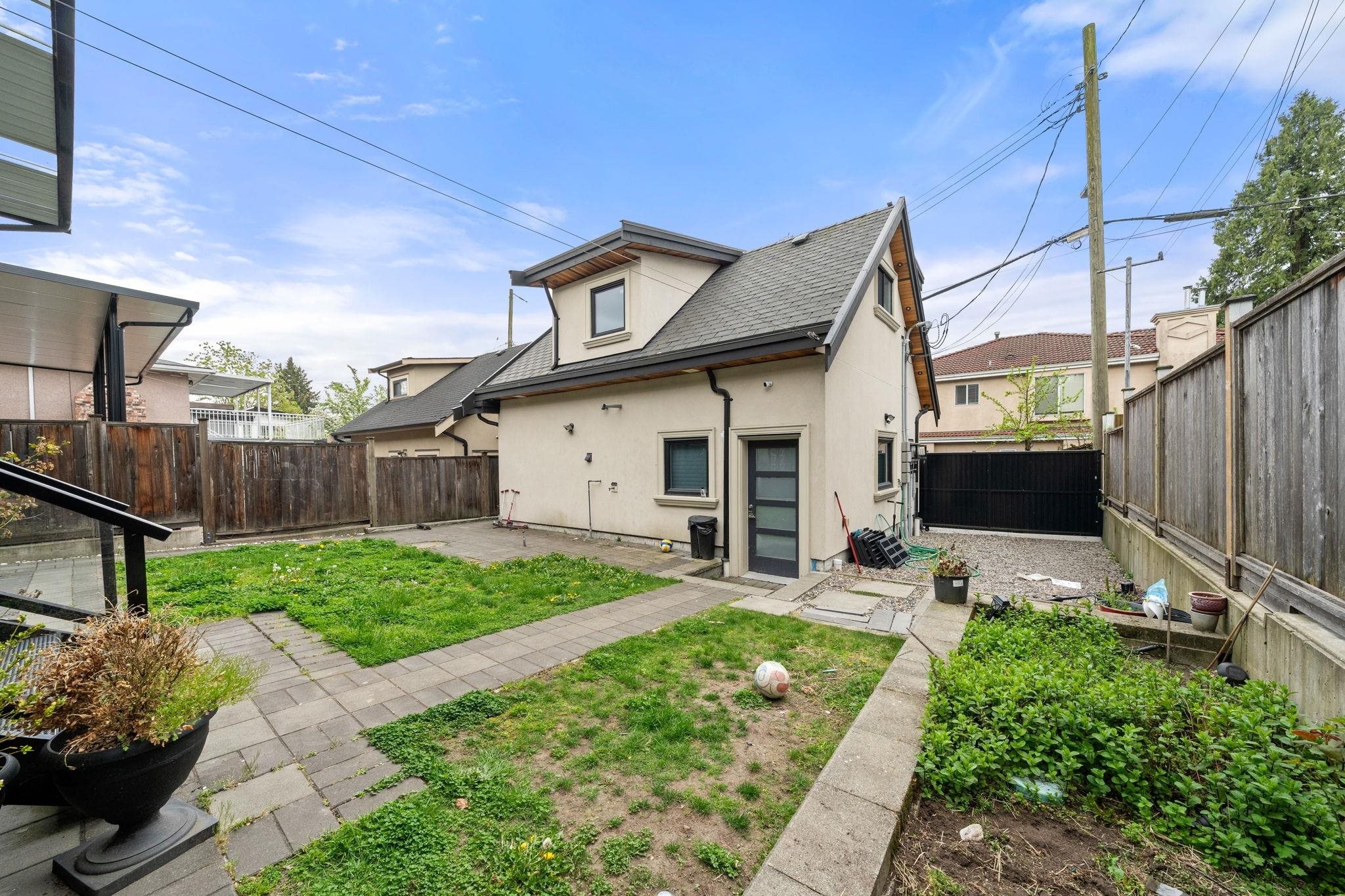 416 63Rd Avenue E, Vancouver, BC