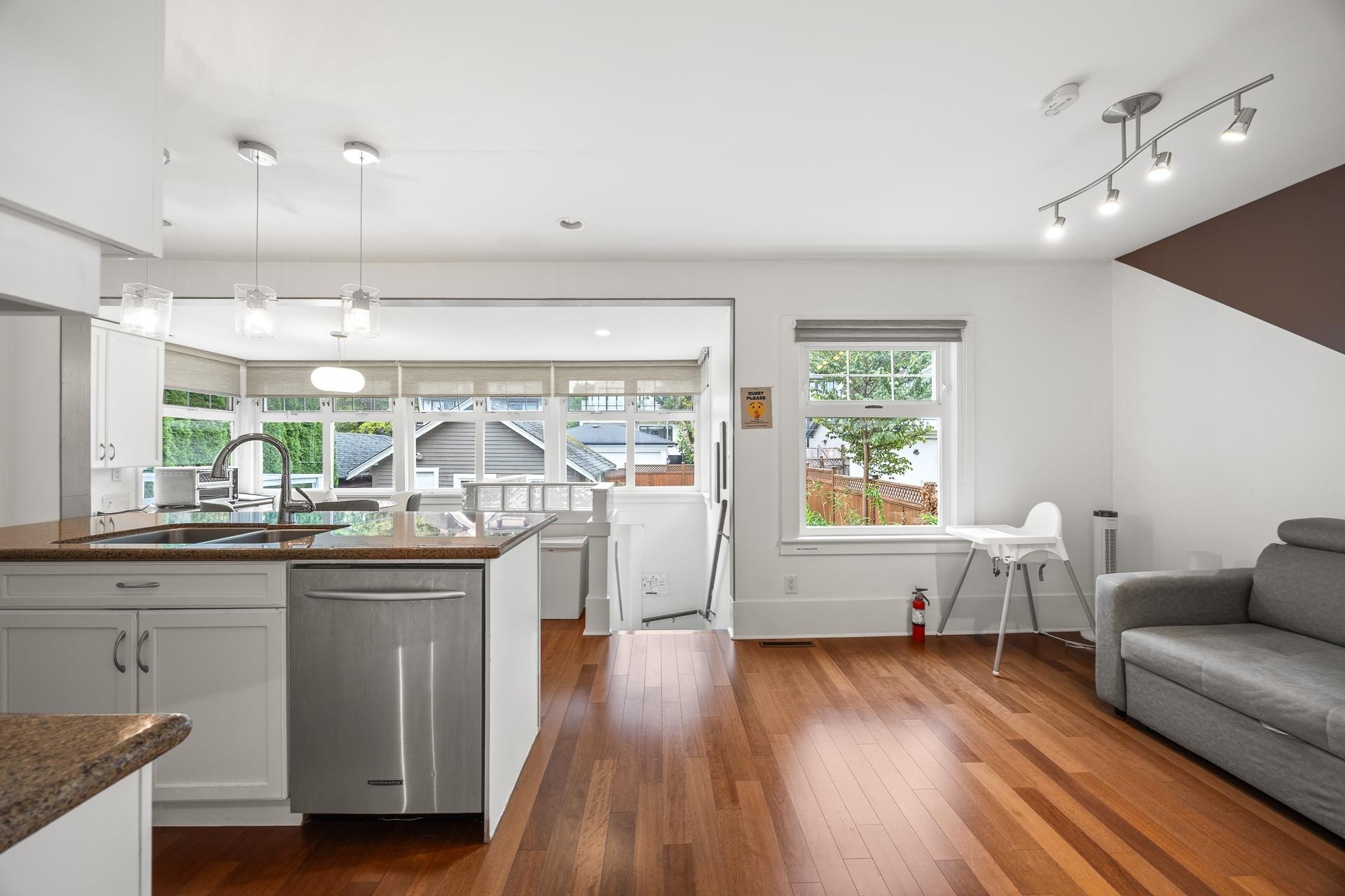 3276 21St Avenue W, Vancouver, BC