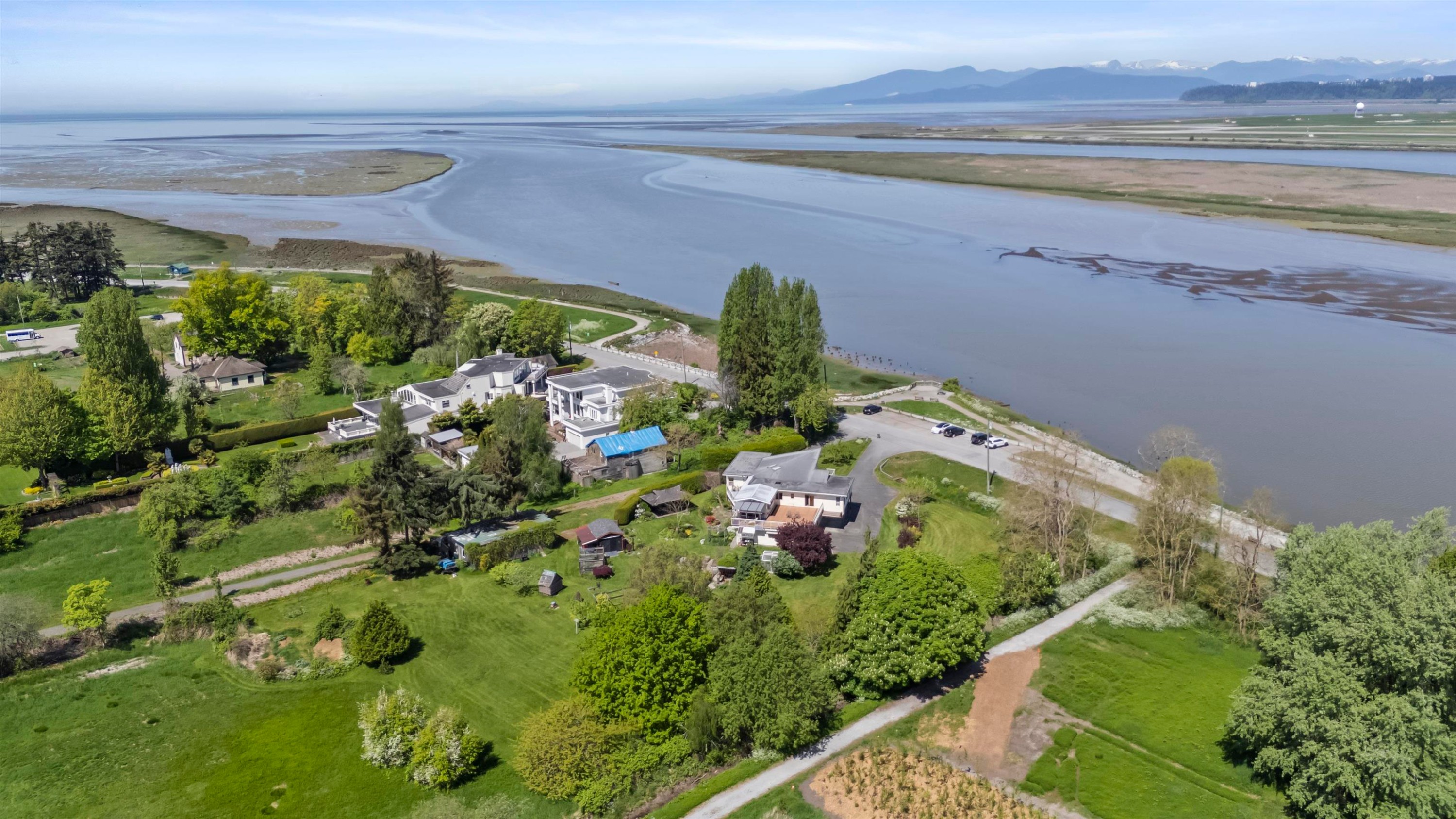 2860 River Road, Richmond, BC