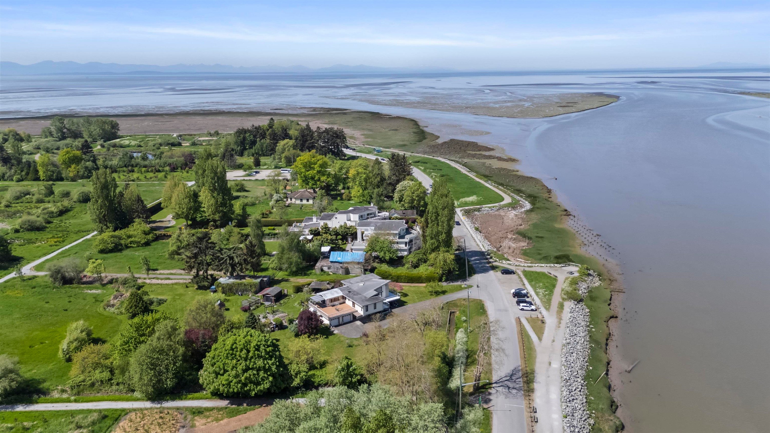 2860 River Road, Richmond, BC
