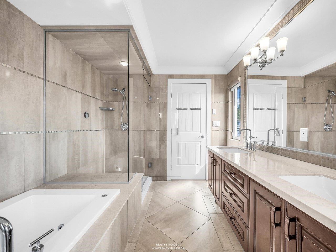 6650 Neal Street, Vancouver, BC