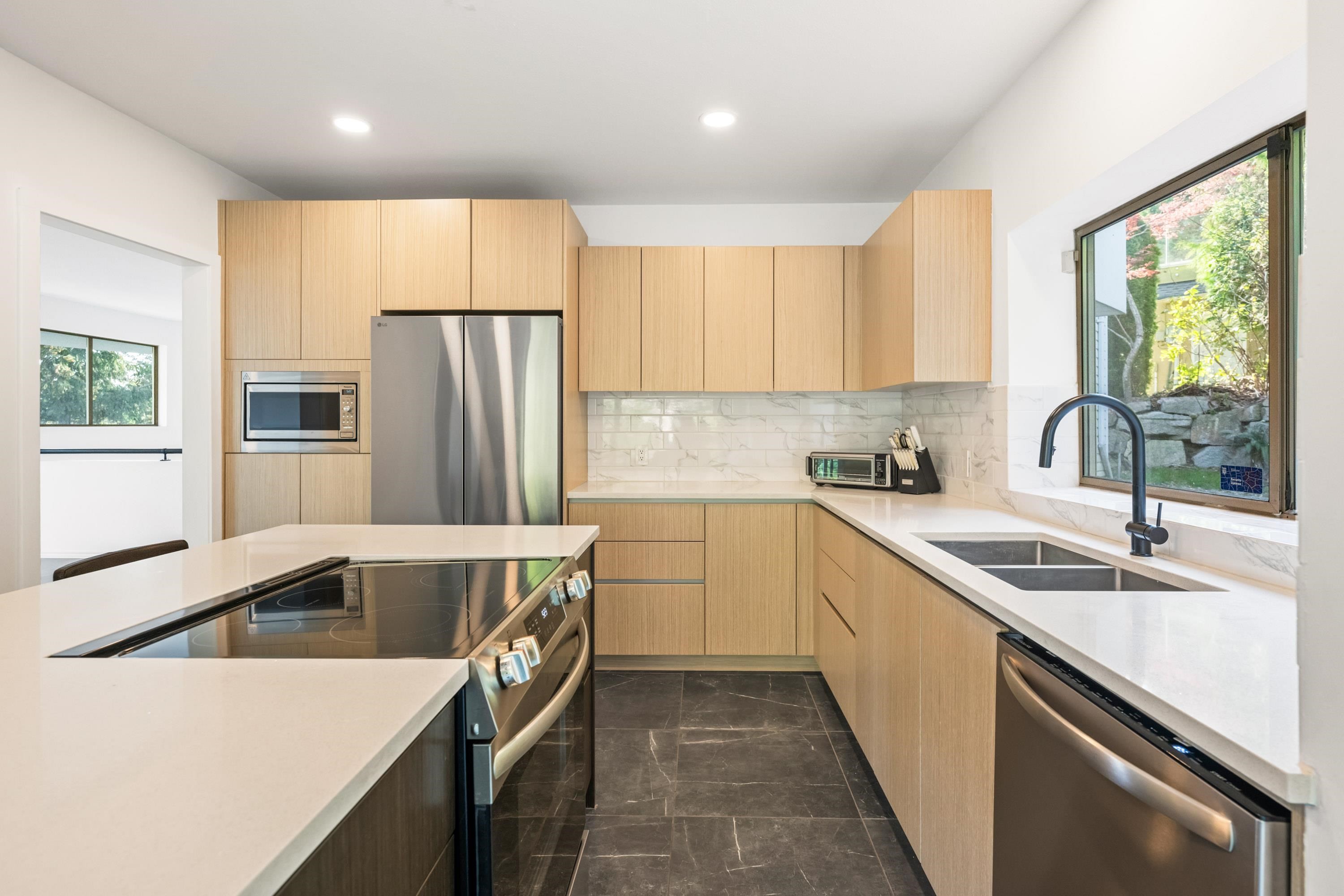 4809 Northwood Place, West Vancouver, BC