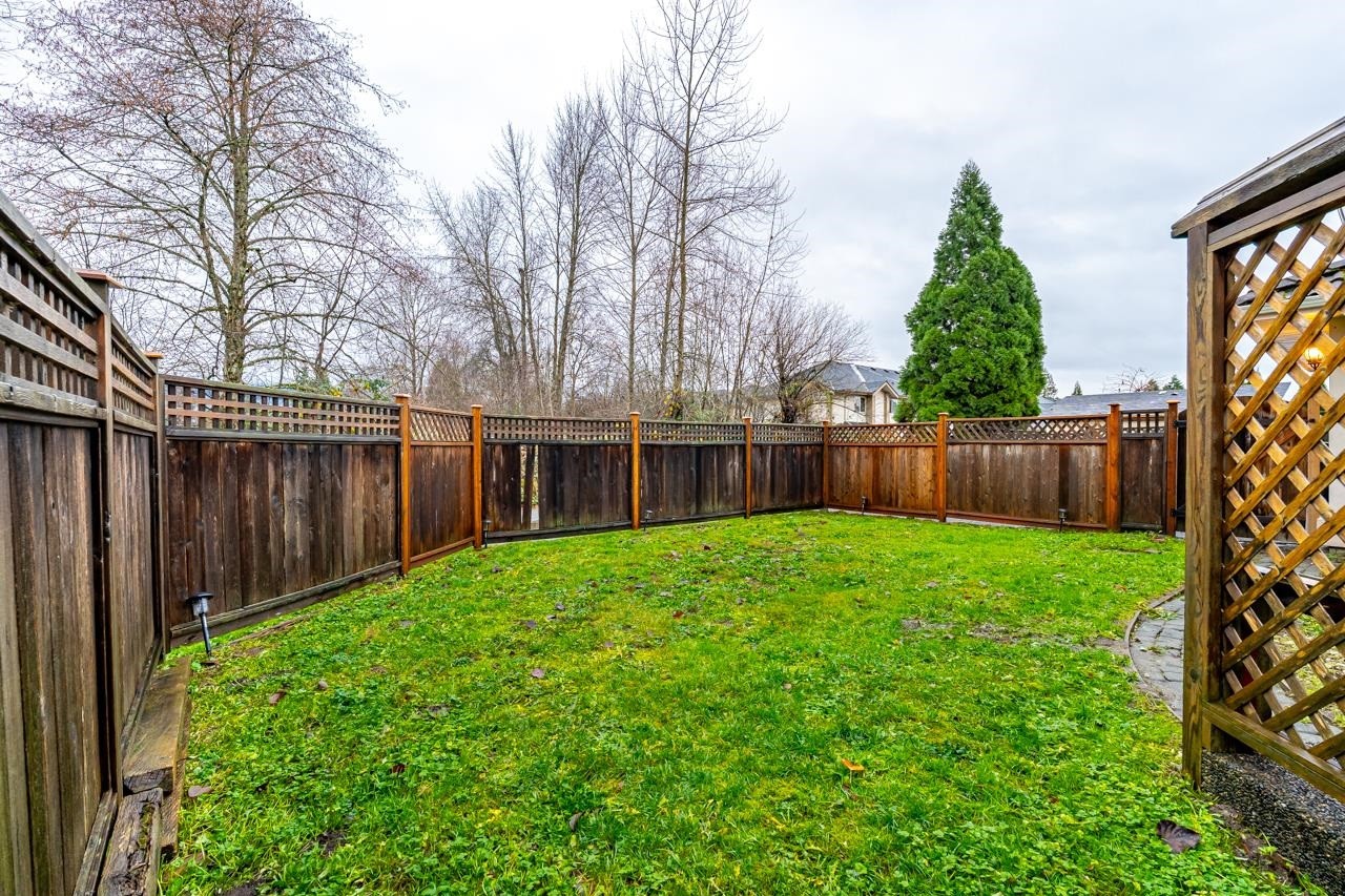 887 Riverside Drive, Port Coquitlam, BC - Outdoor