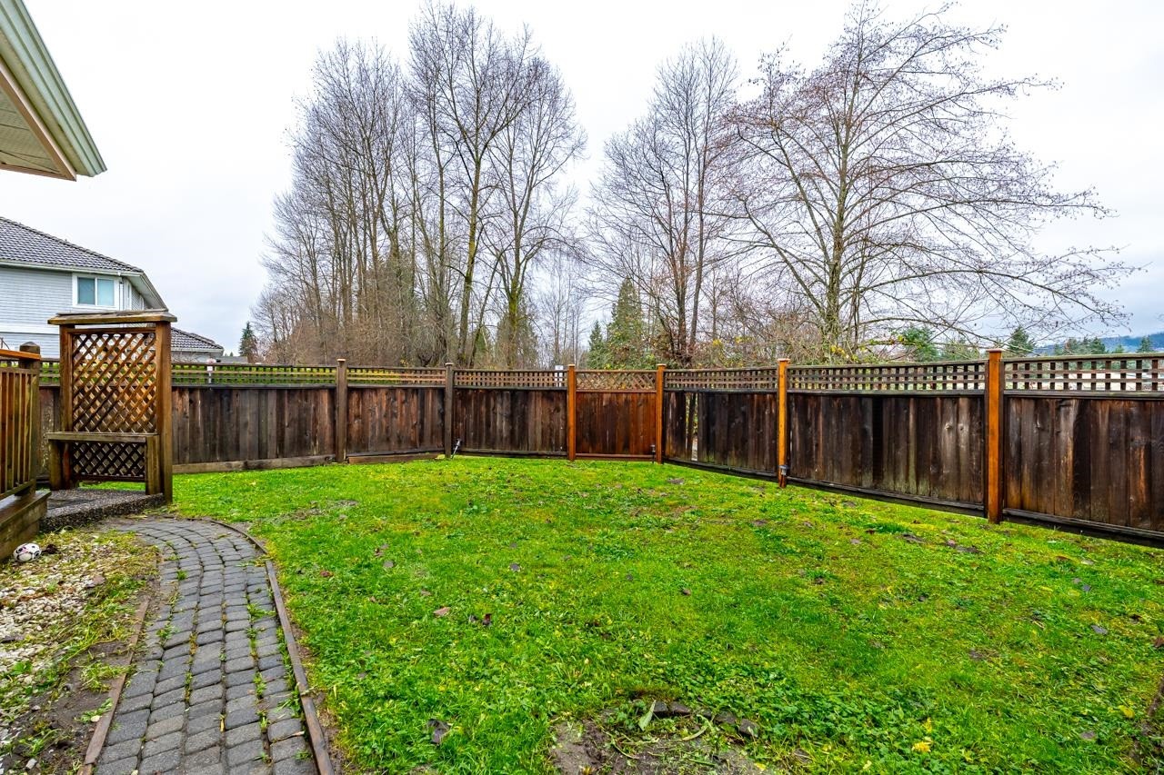 887 Riverside Drive, Port Coquitlam, BC - Outdoor