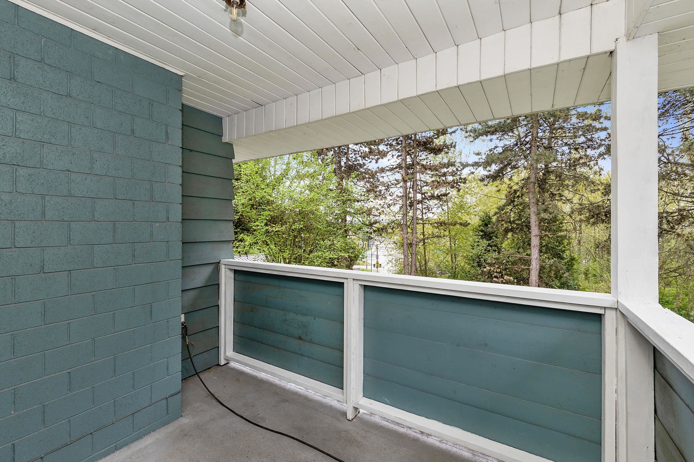 320 Gloucester Court, Coquitlam, BC