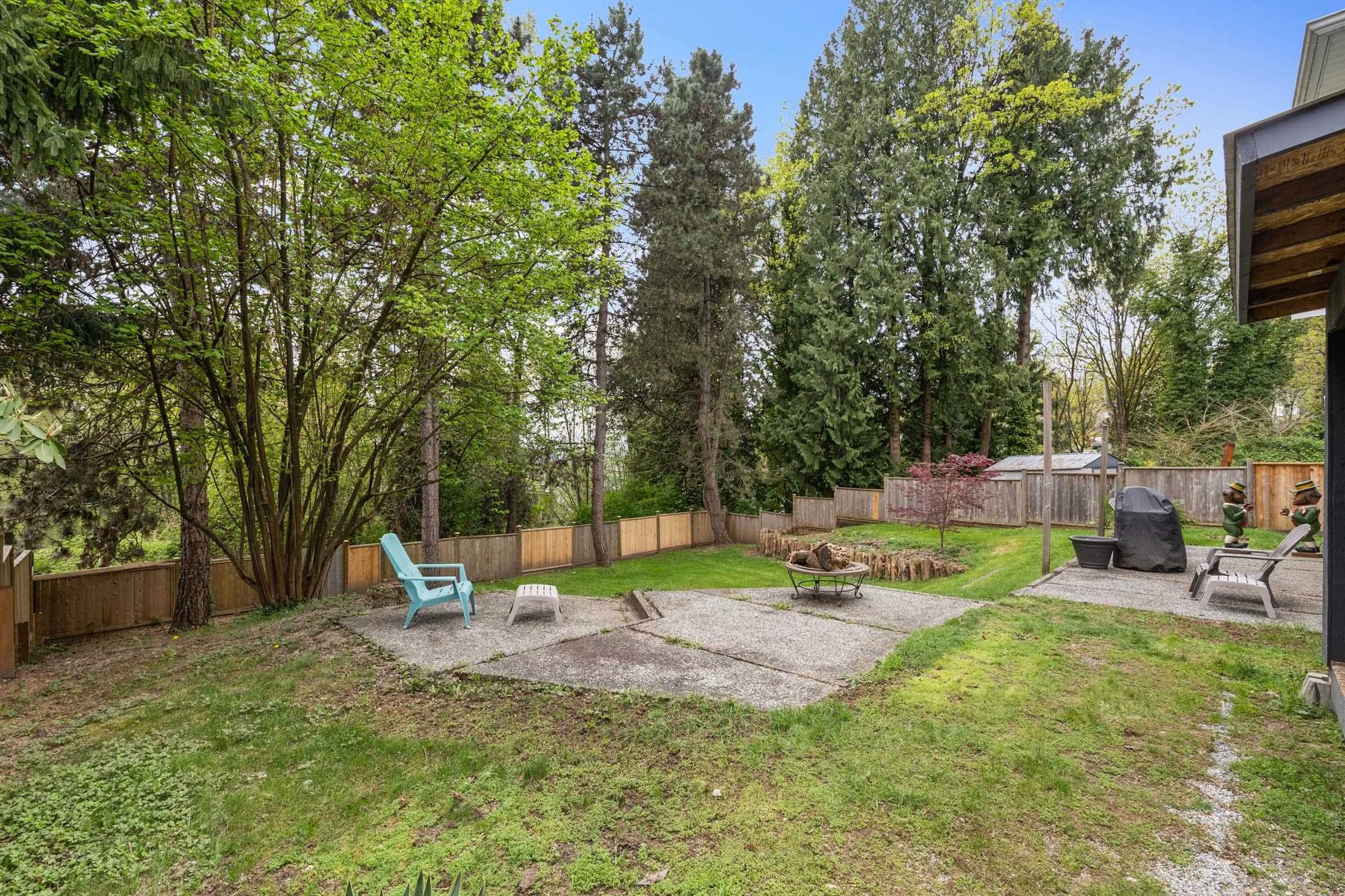 320 Gloucester Court, Coquitlam, BC