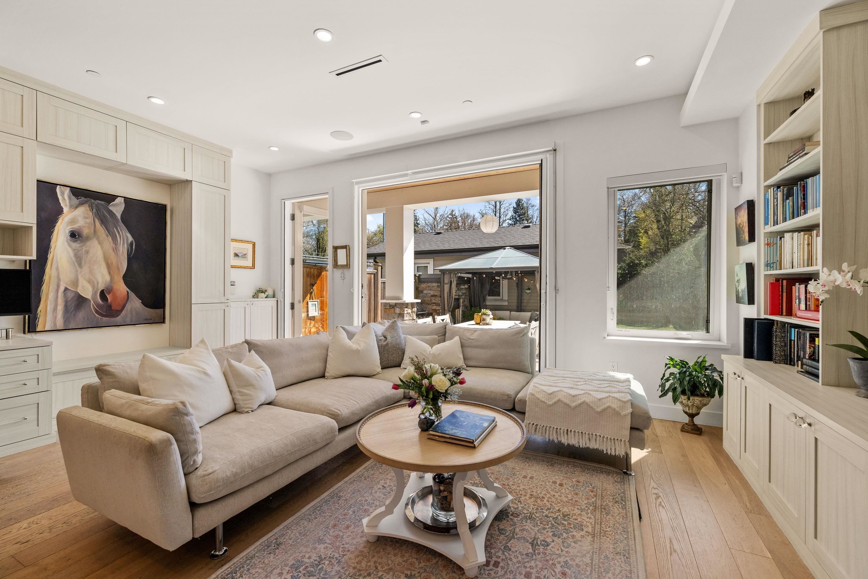 1136 16Th Avenue E, Vancouver, BC