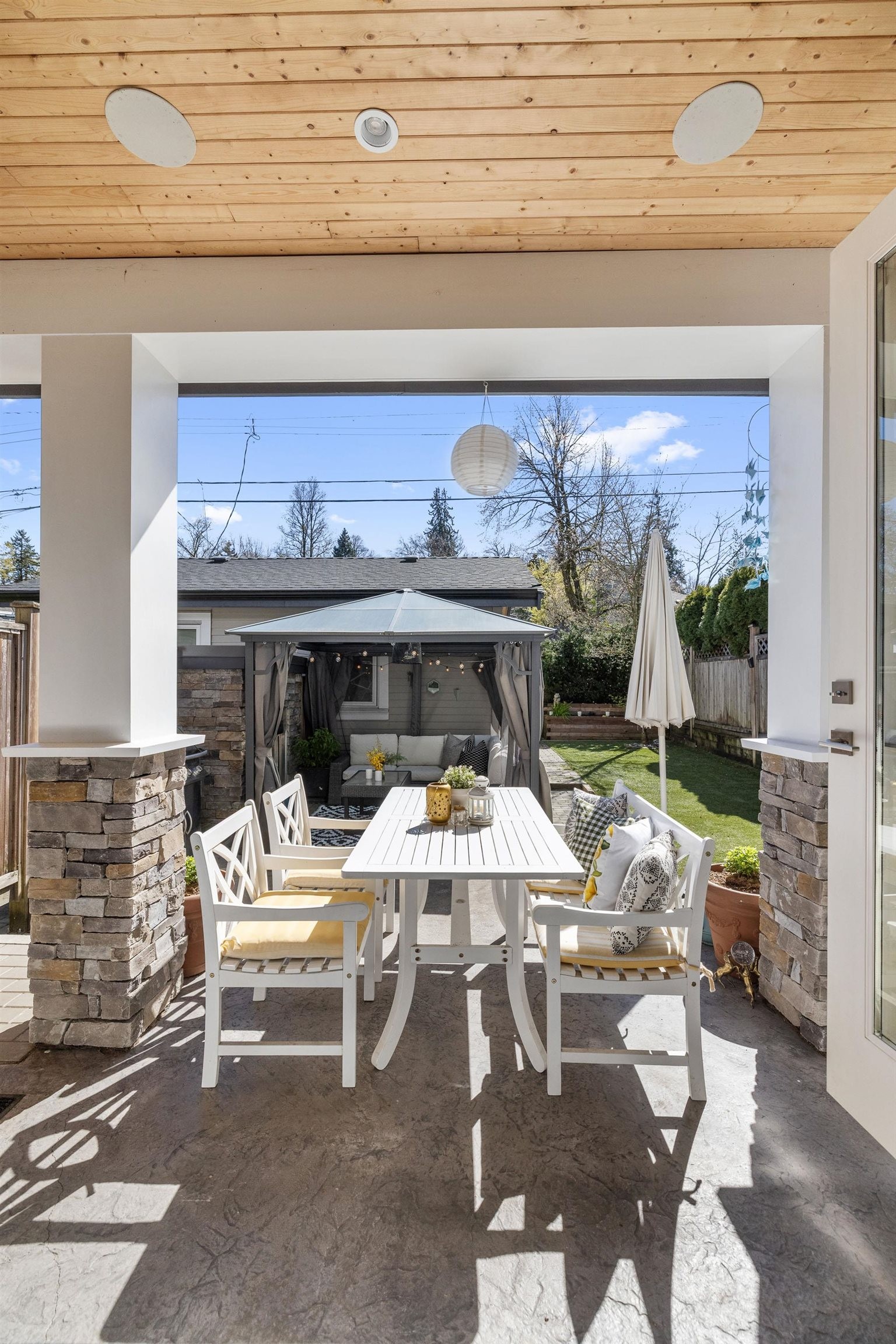 1136 16Th Avenue E, Vancouver, BC